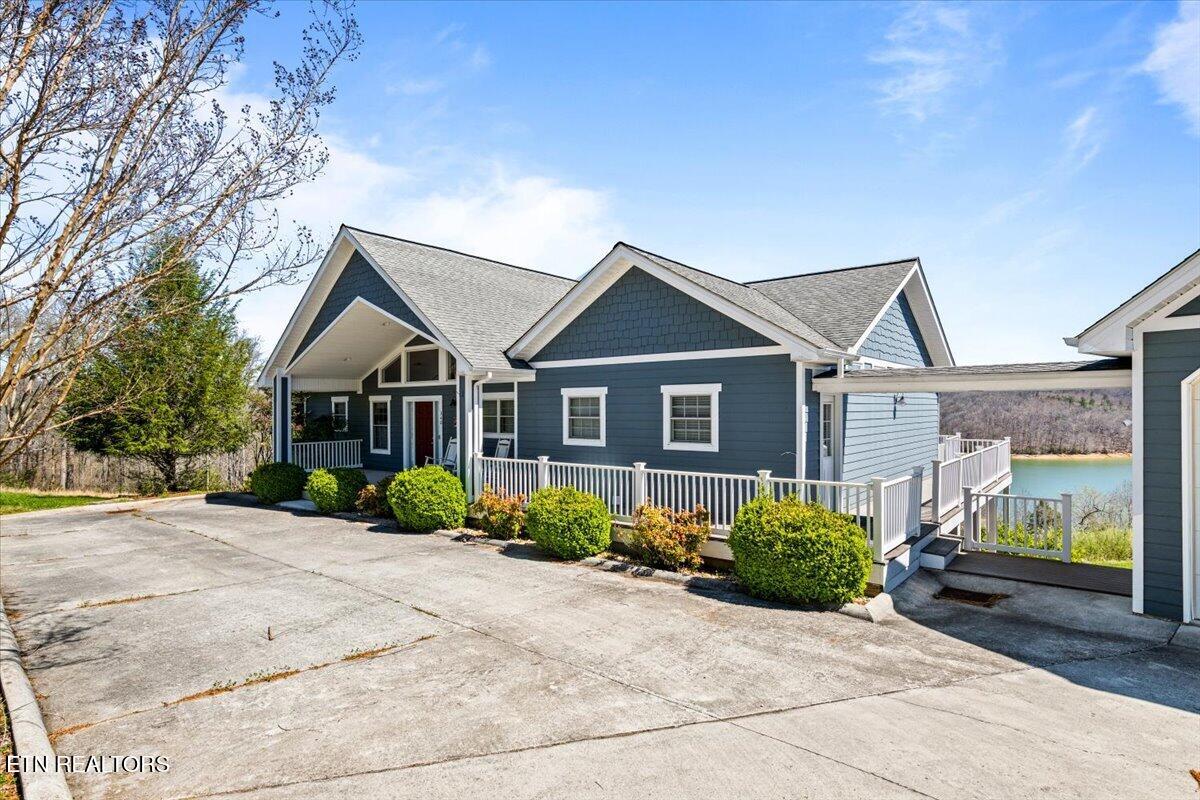340 Deer Meadow Circle Lafollette TN 37766