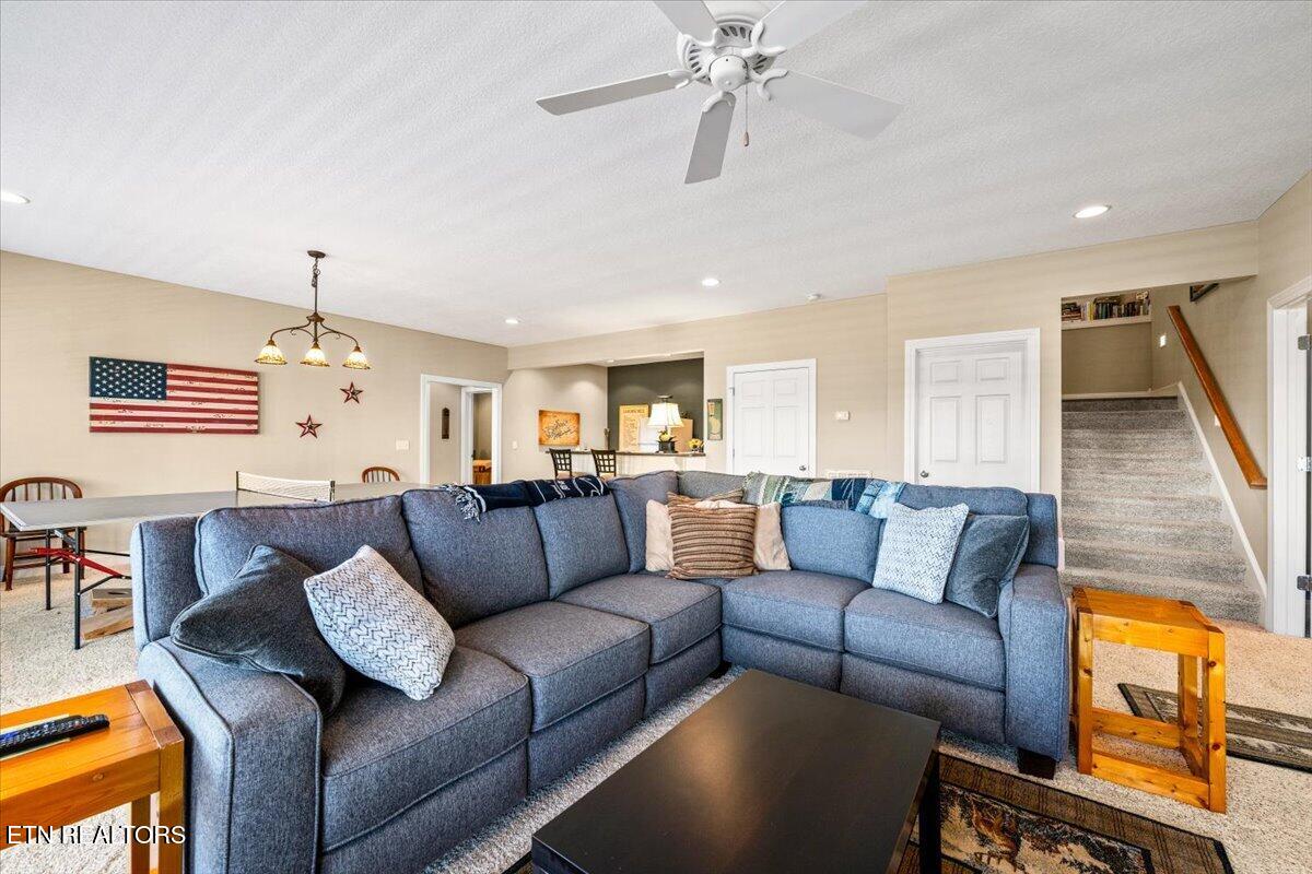 340 Deer Meadow Circle Lafollette TN 37766