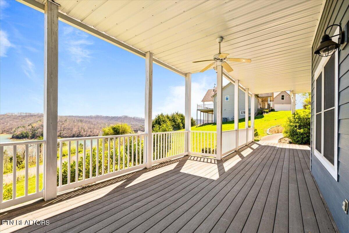 340 Deer Meadow Circle Lafollette TN 37766