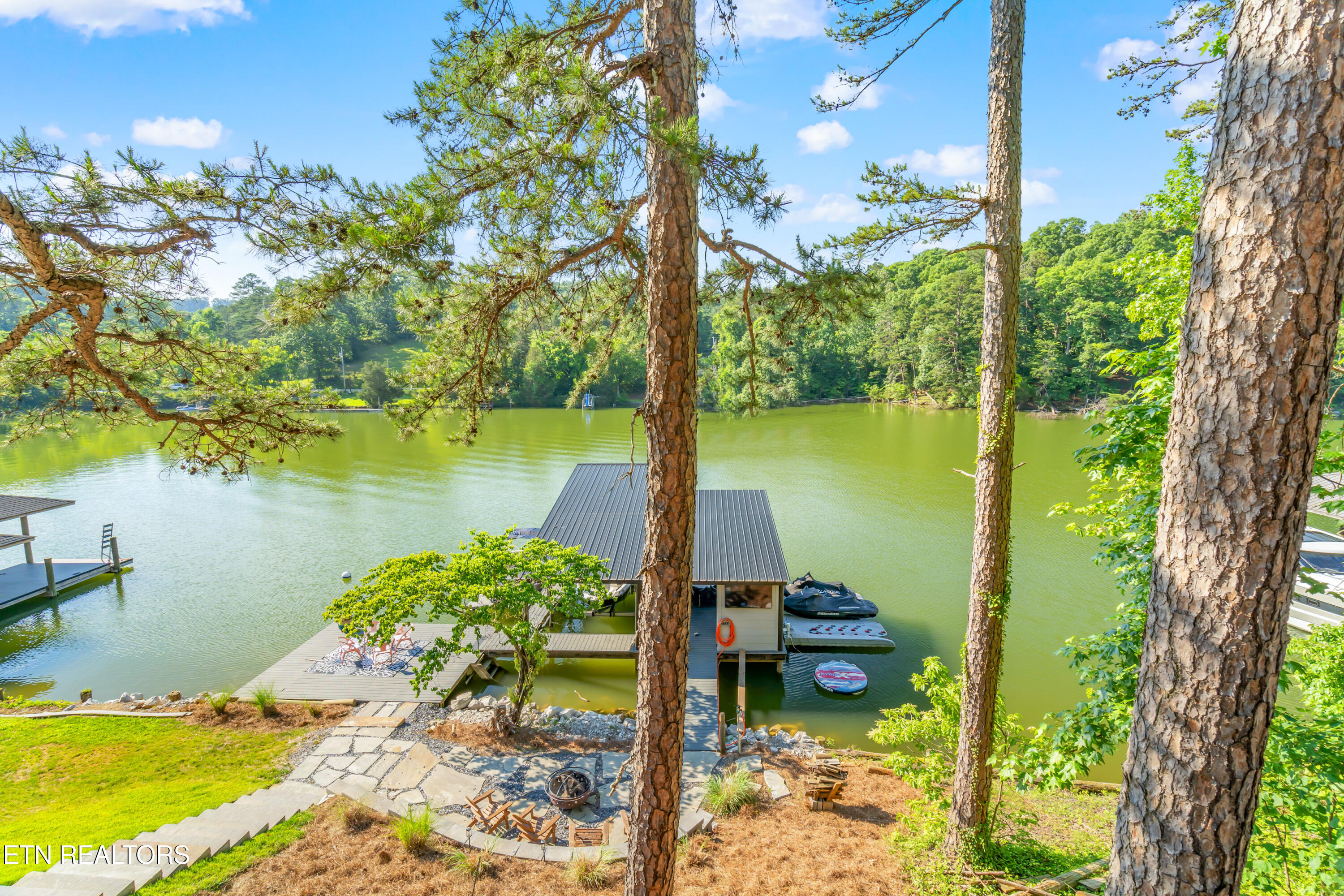 3594 Lakeland Drive Lenoir City TN 37772