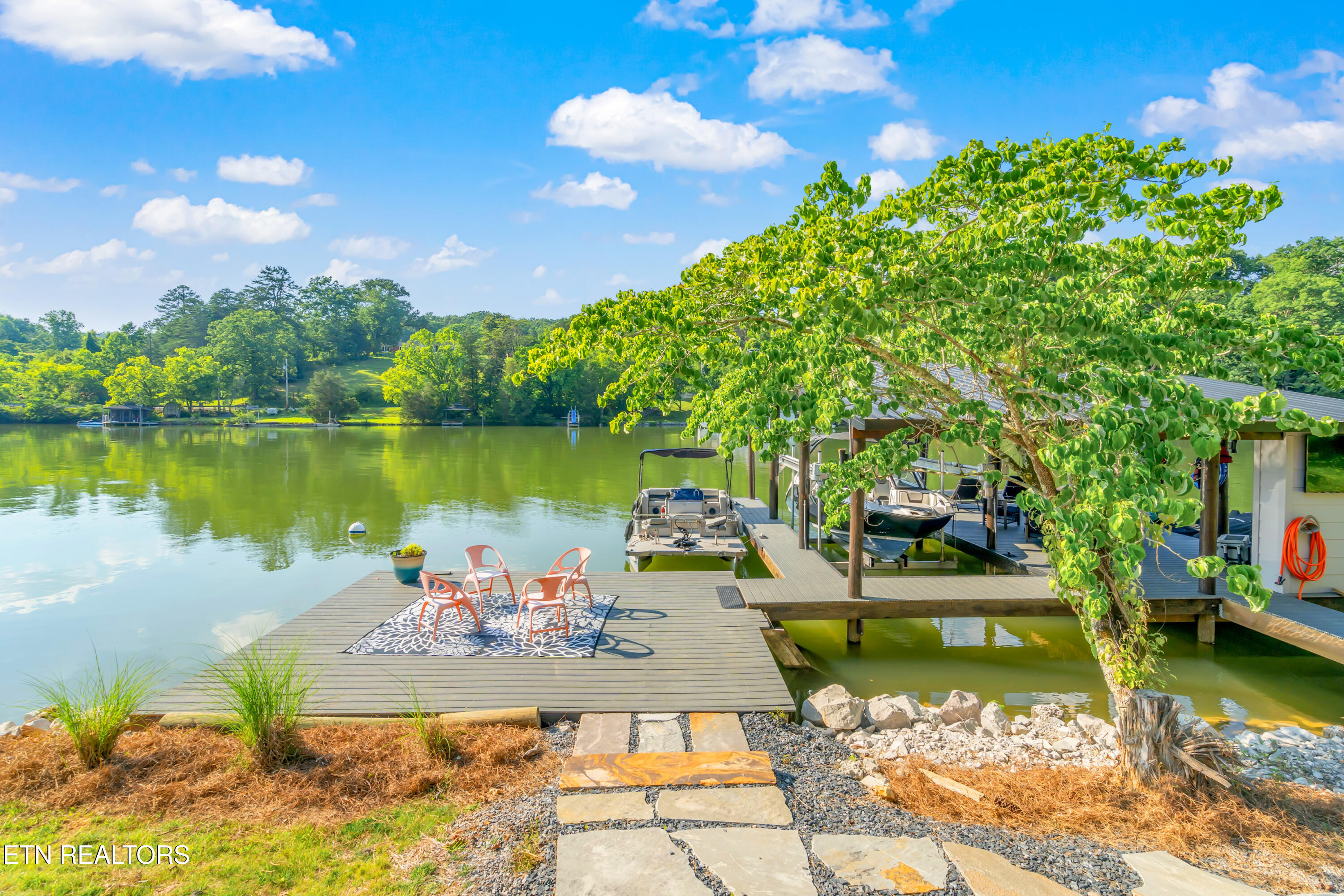 3594 Lakeland Drive Lenoir City TN 37772