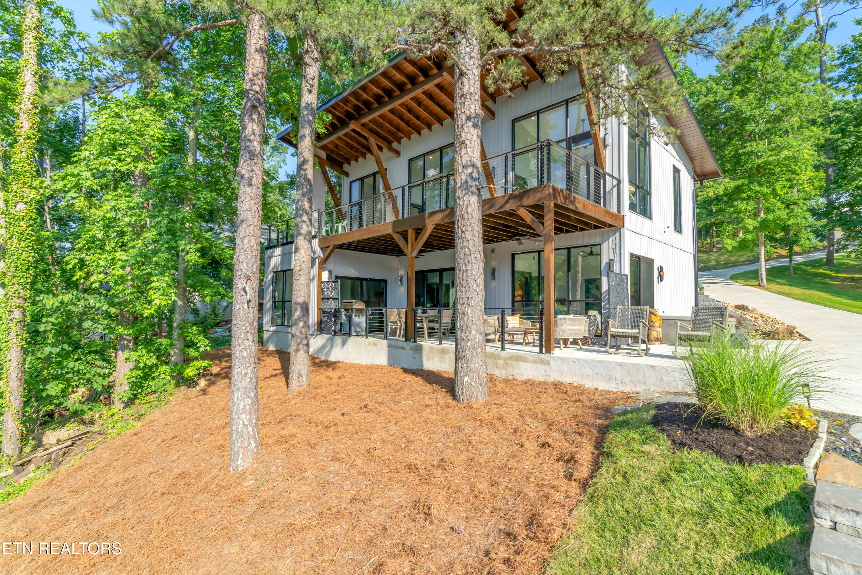 3594 Lakeland Drive Lenoir City TN 37772