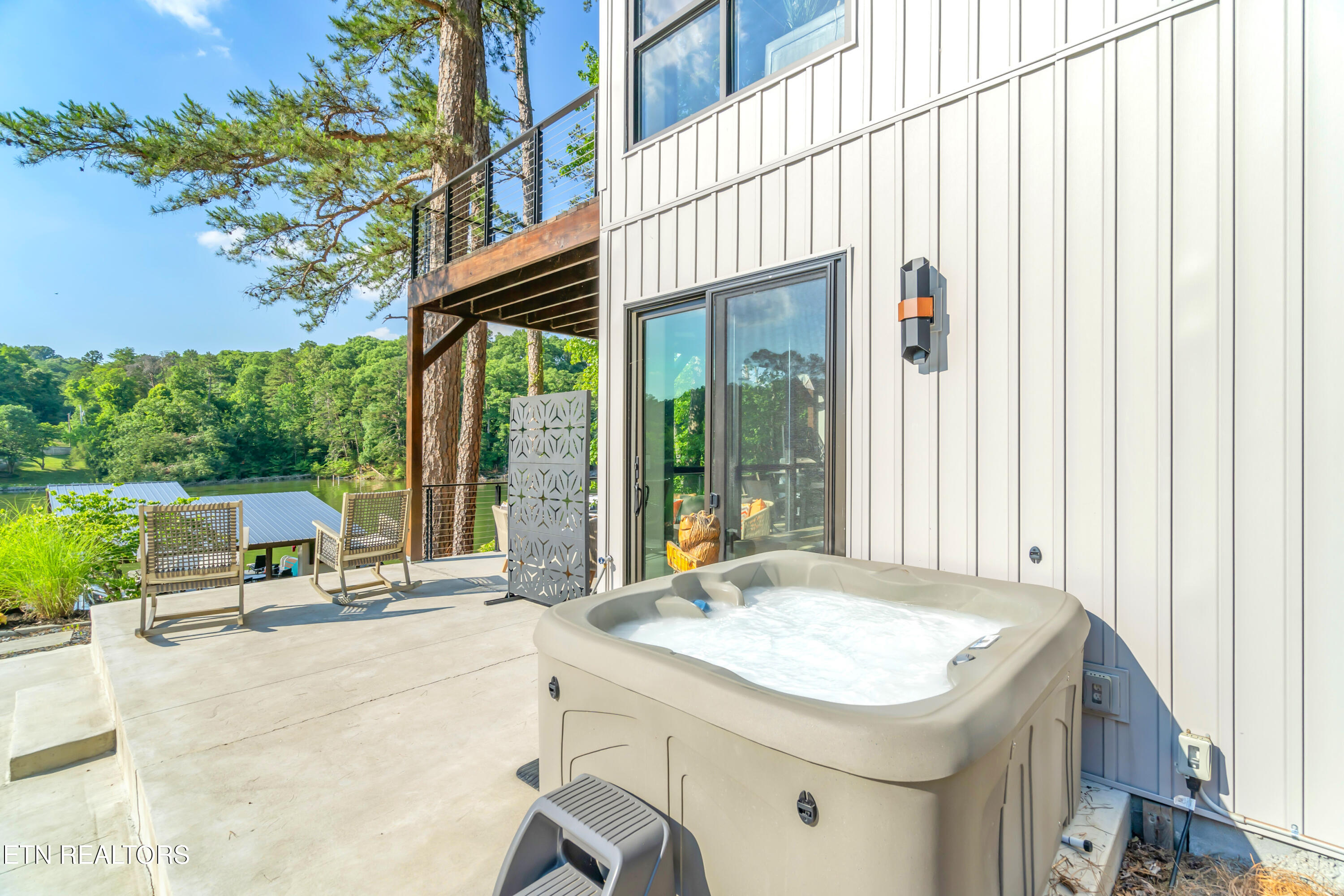 3594 Lakeland Drive Lenoir City TN 37772