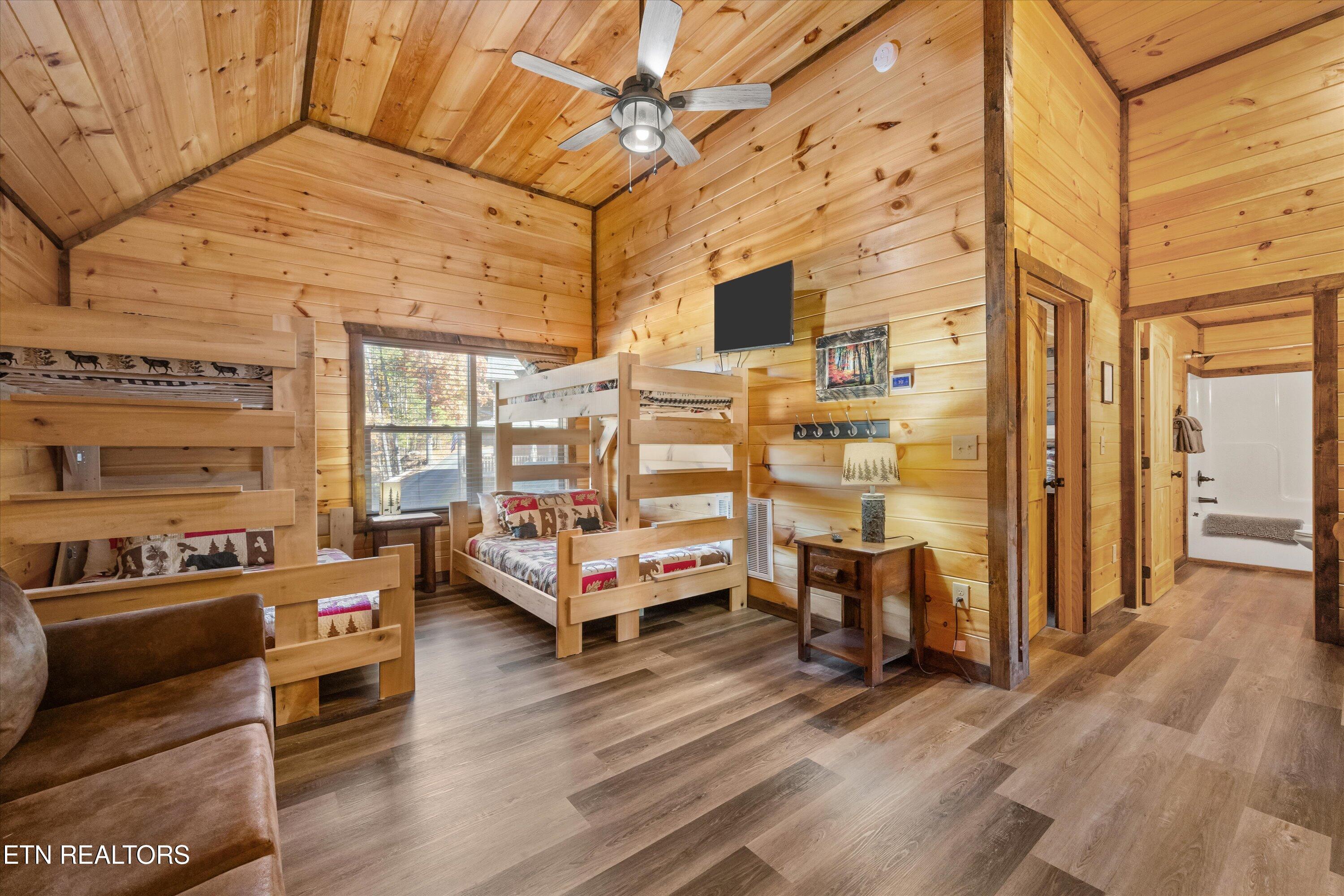 3165 Bear Mountain Lane Sevierville TN 37876