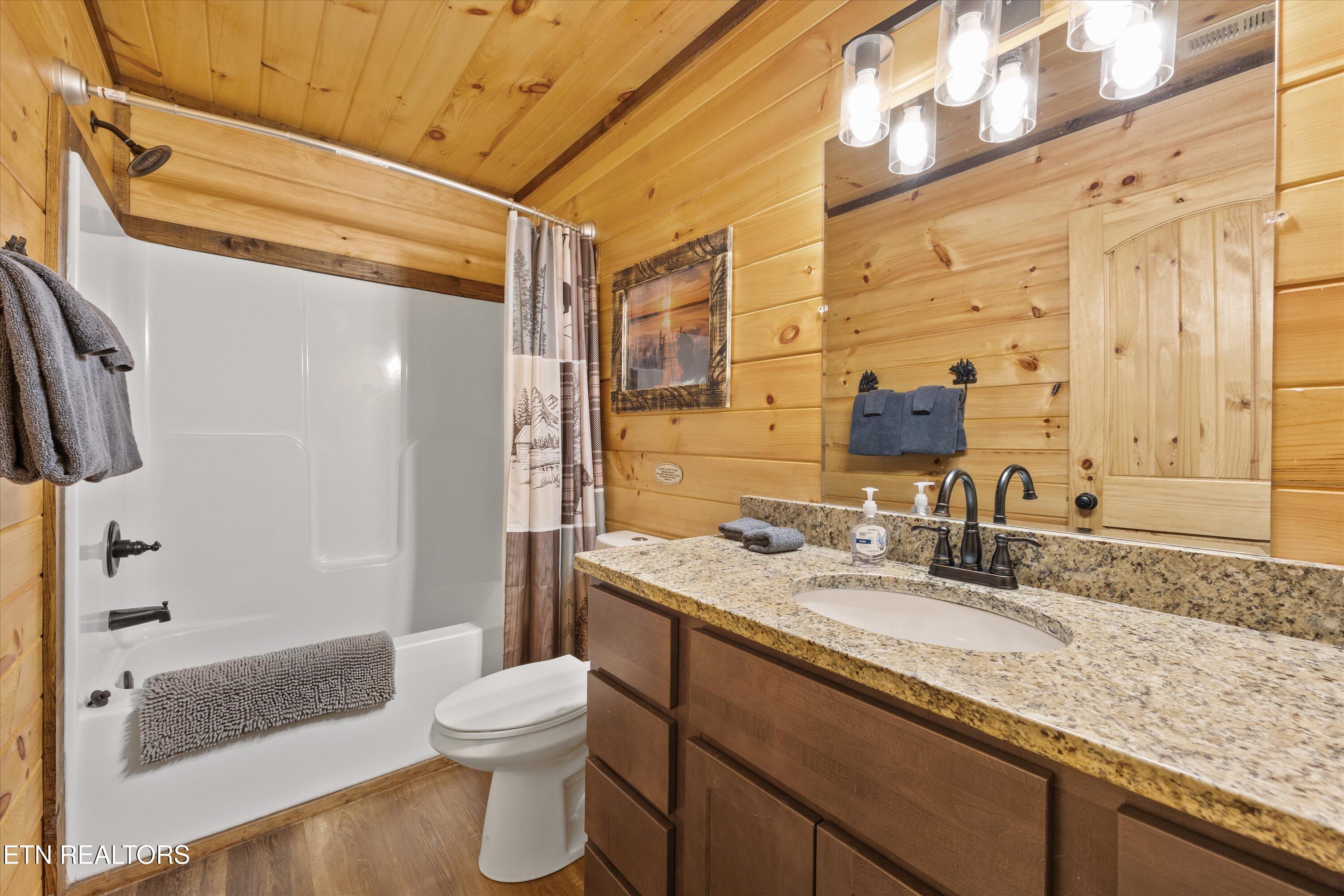 3165 Bear Mountain Lane Sevierville TN 37876