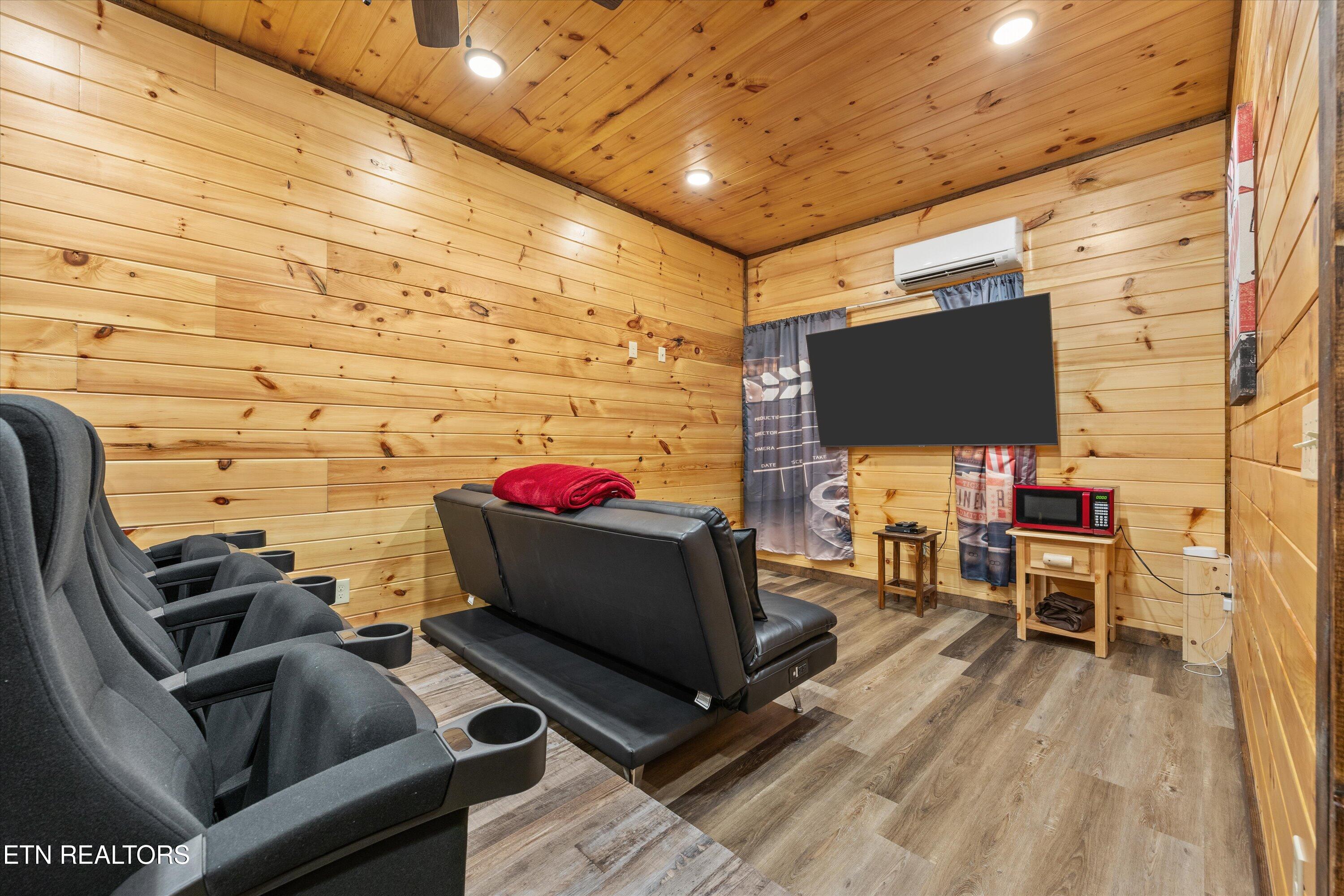 3165 Bear Mountain Lane Sevierville TN 37876