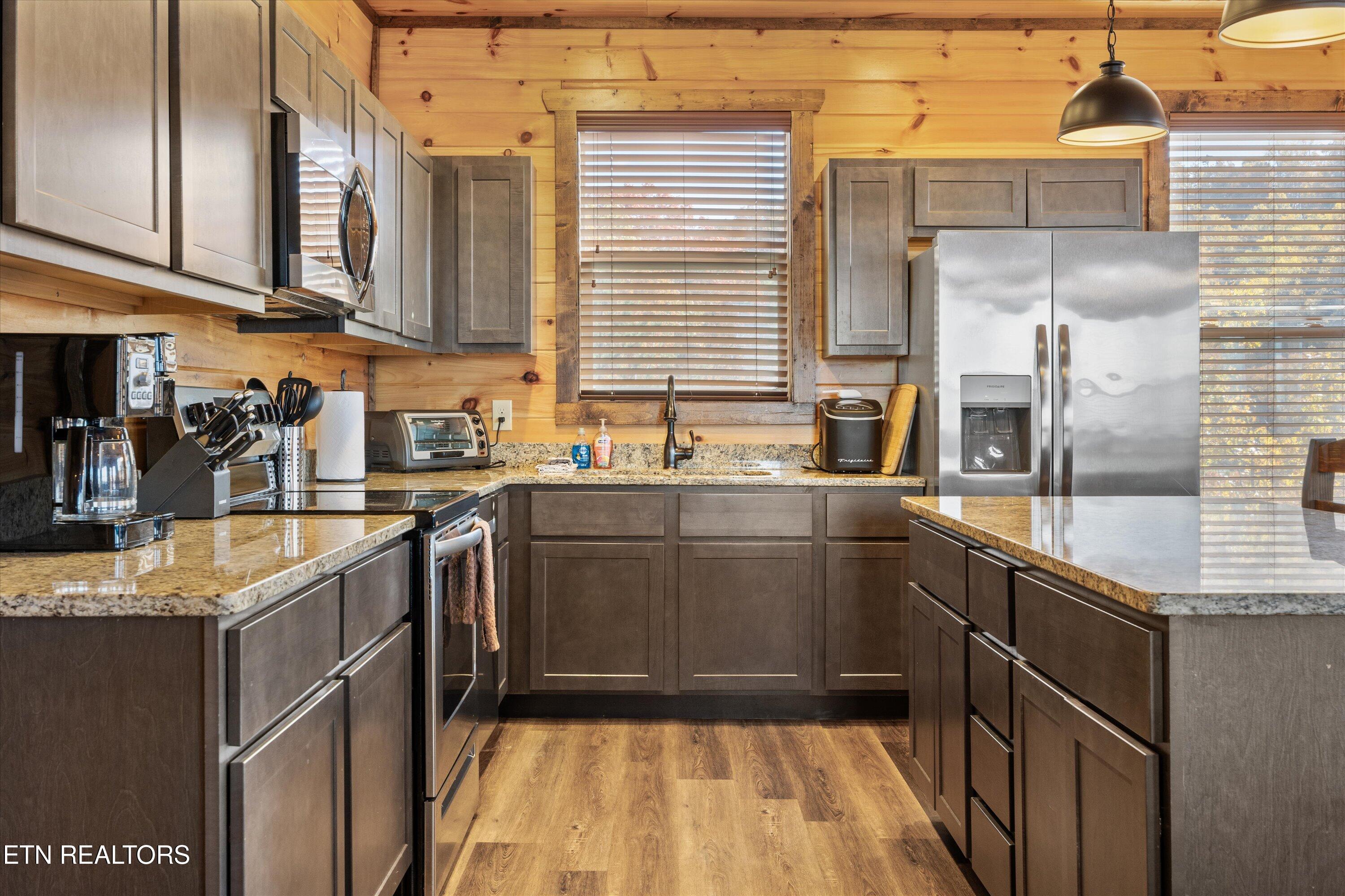 3165 Bear Mountain Lane Sevierville TN 37876