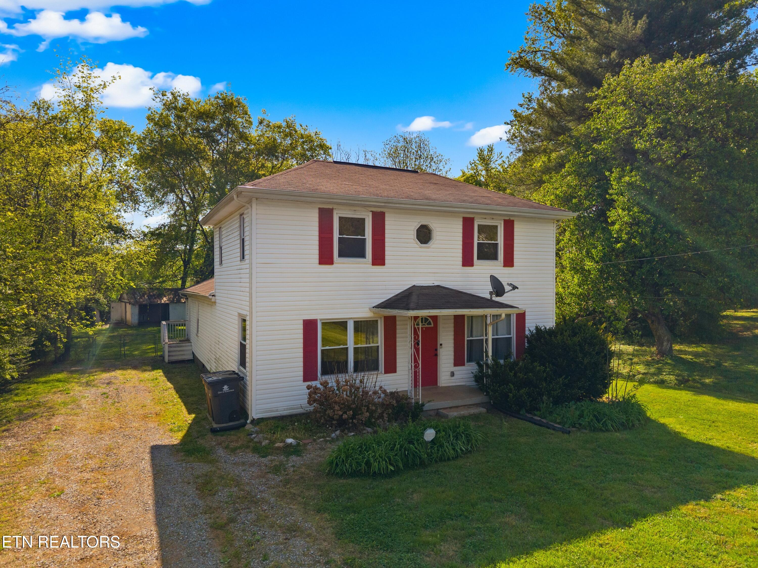 1924 Sunny Lane Knoxville TN 37912