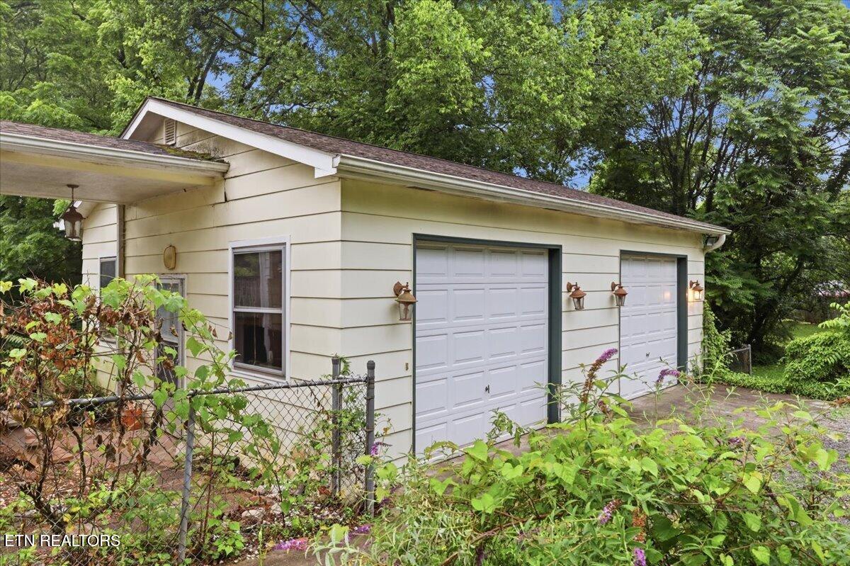 604 Woodlawn Pike Knoxville TN 37920