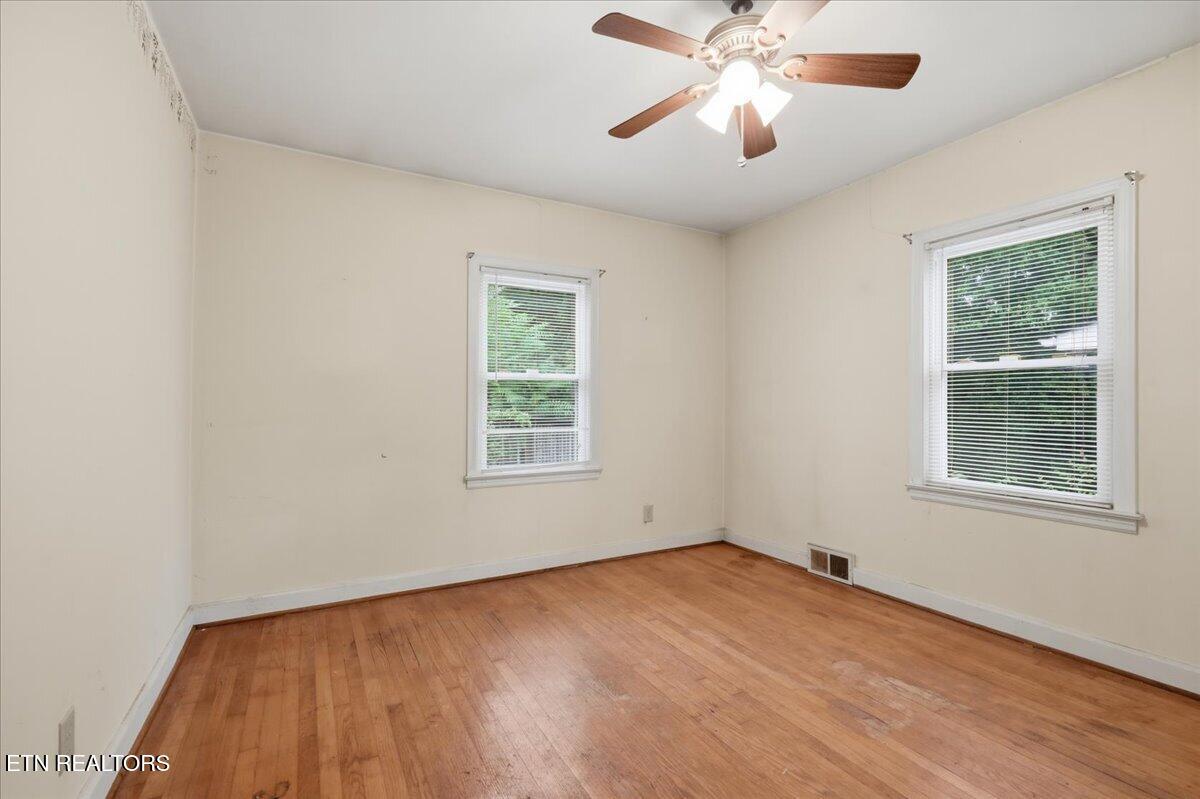 604 Woodlawn Pike Knoxville TN 37920