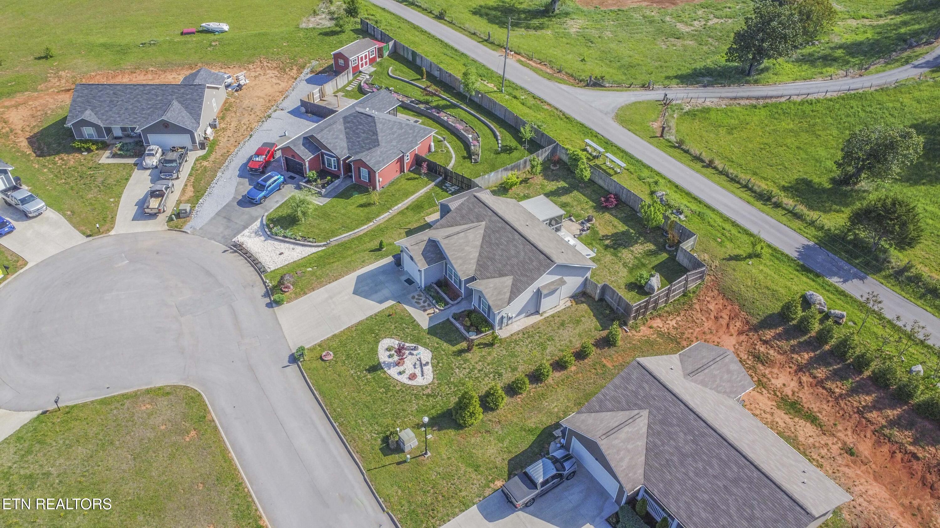 140 Hartfield Lane Loudon TN 37774