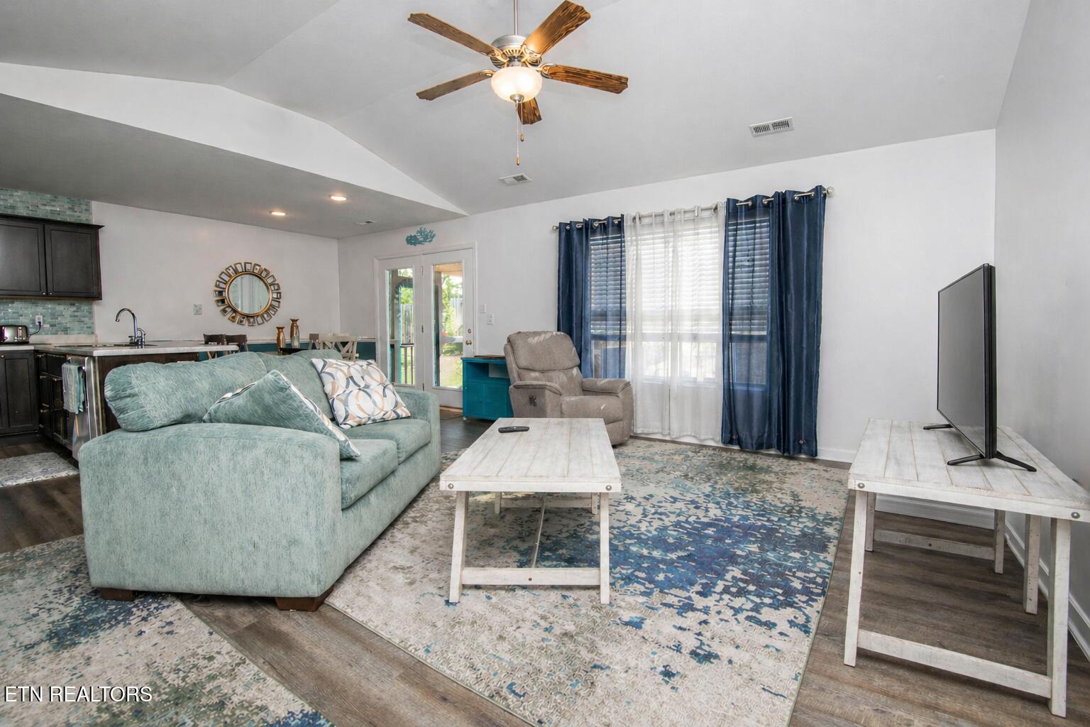 140 Hartfield Lane Loudon TN 37774