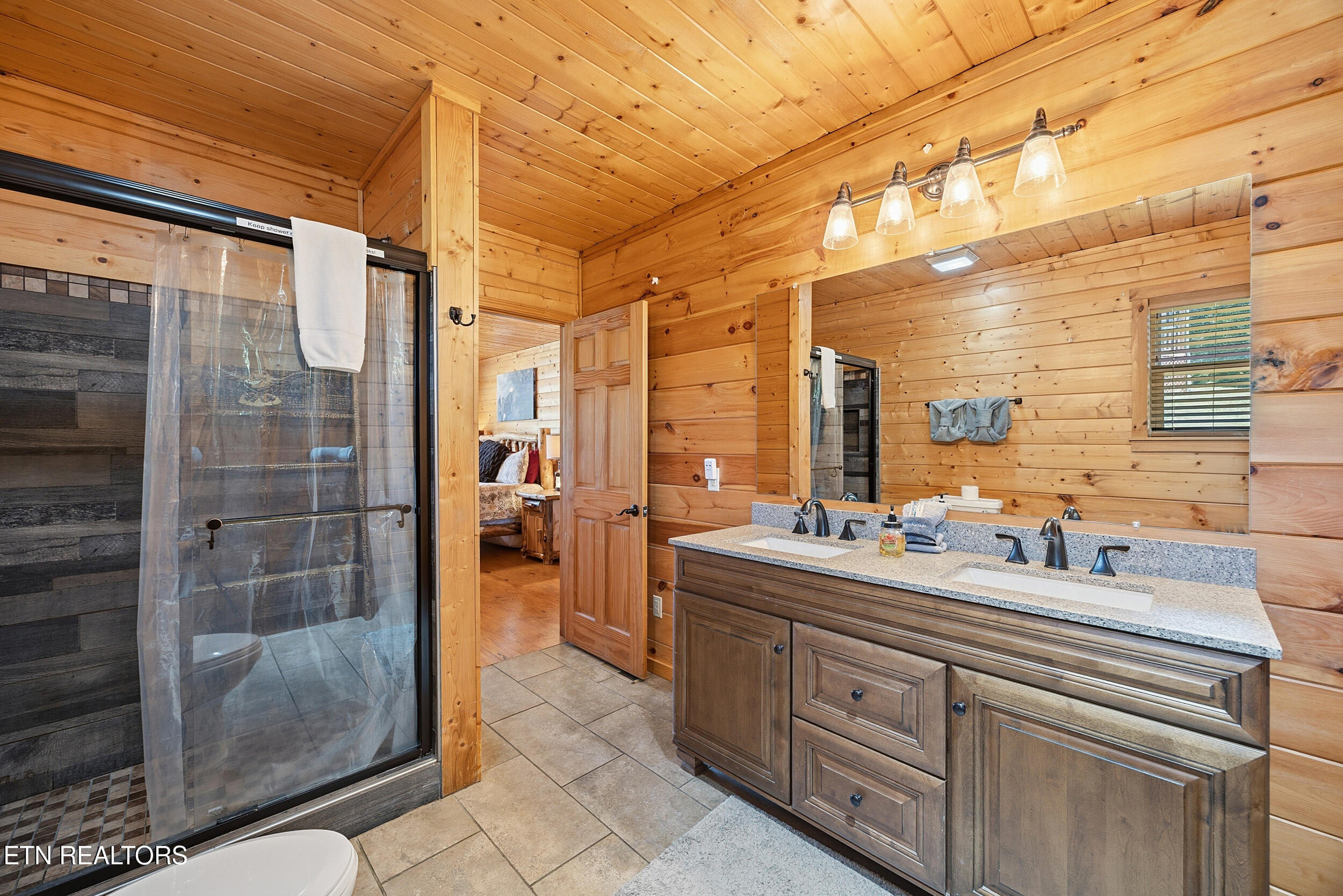 339 Oak Lake Drive Sevierville TN 37876