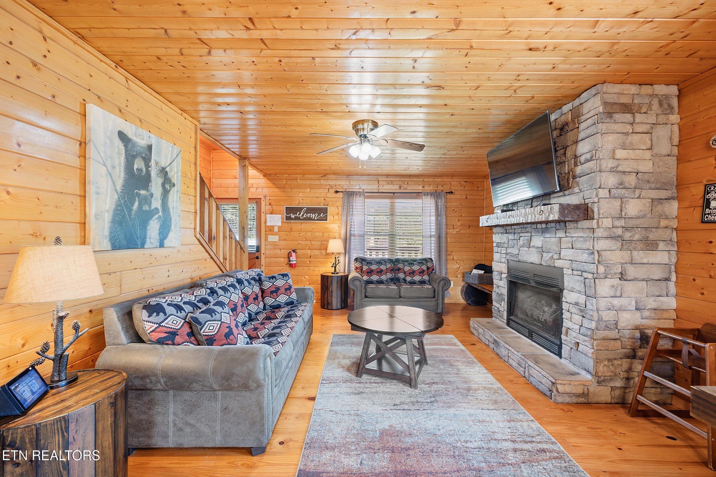 339 Oak Lake Drive Sevierville TN 37876