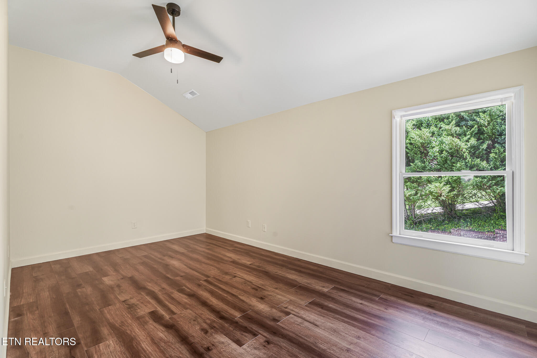 1811 Swinford Court Knoxville TN 37922