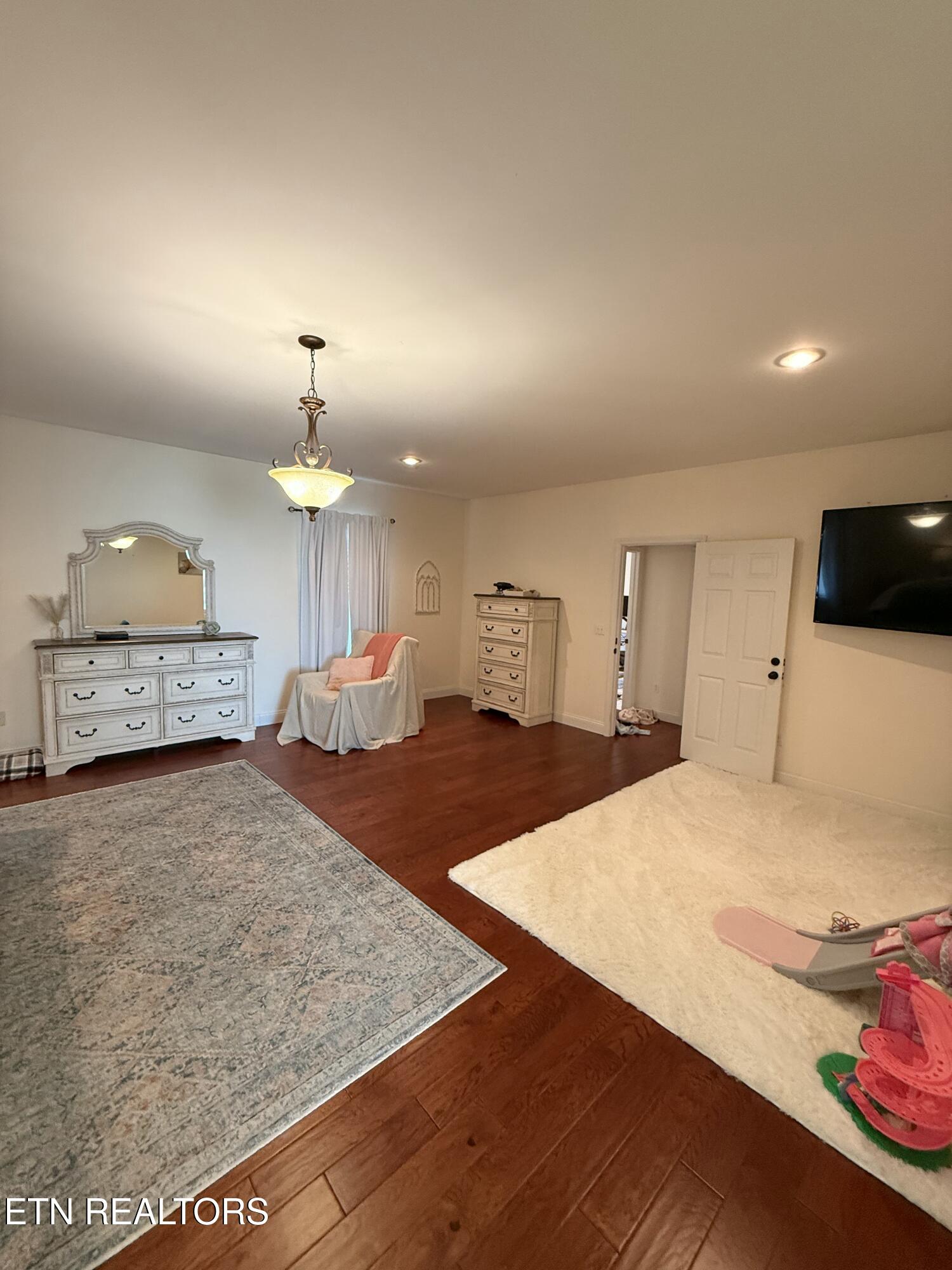 104 Dove Lane Speedwell TN 37870