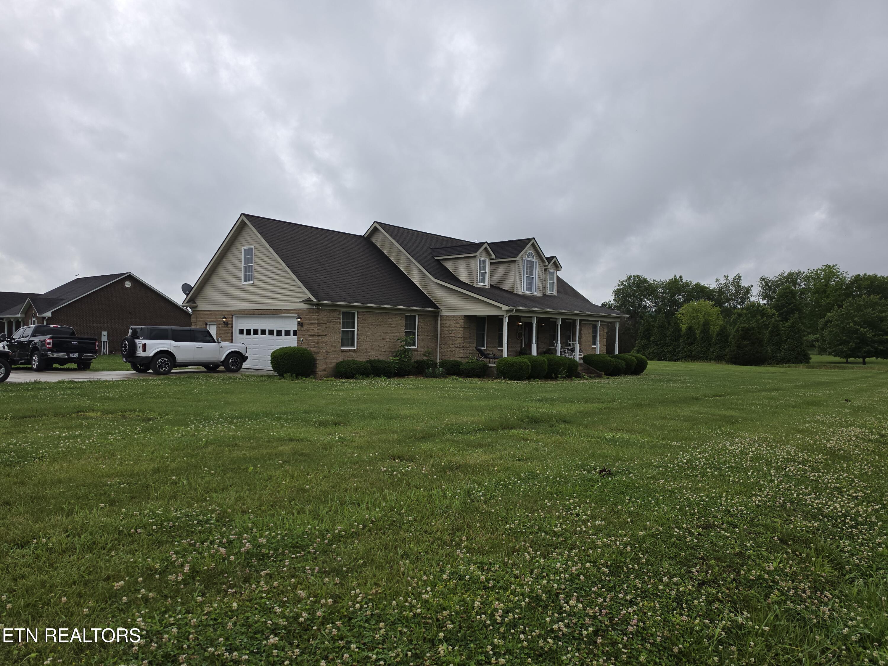 104 Dove Lane Speedwell TN 37870