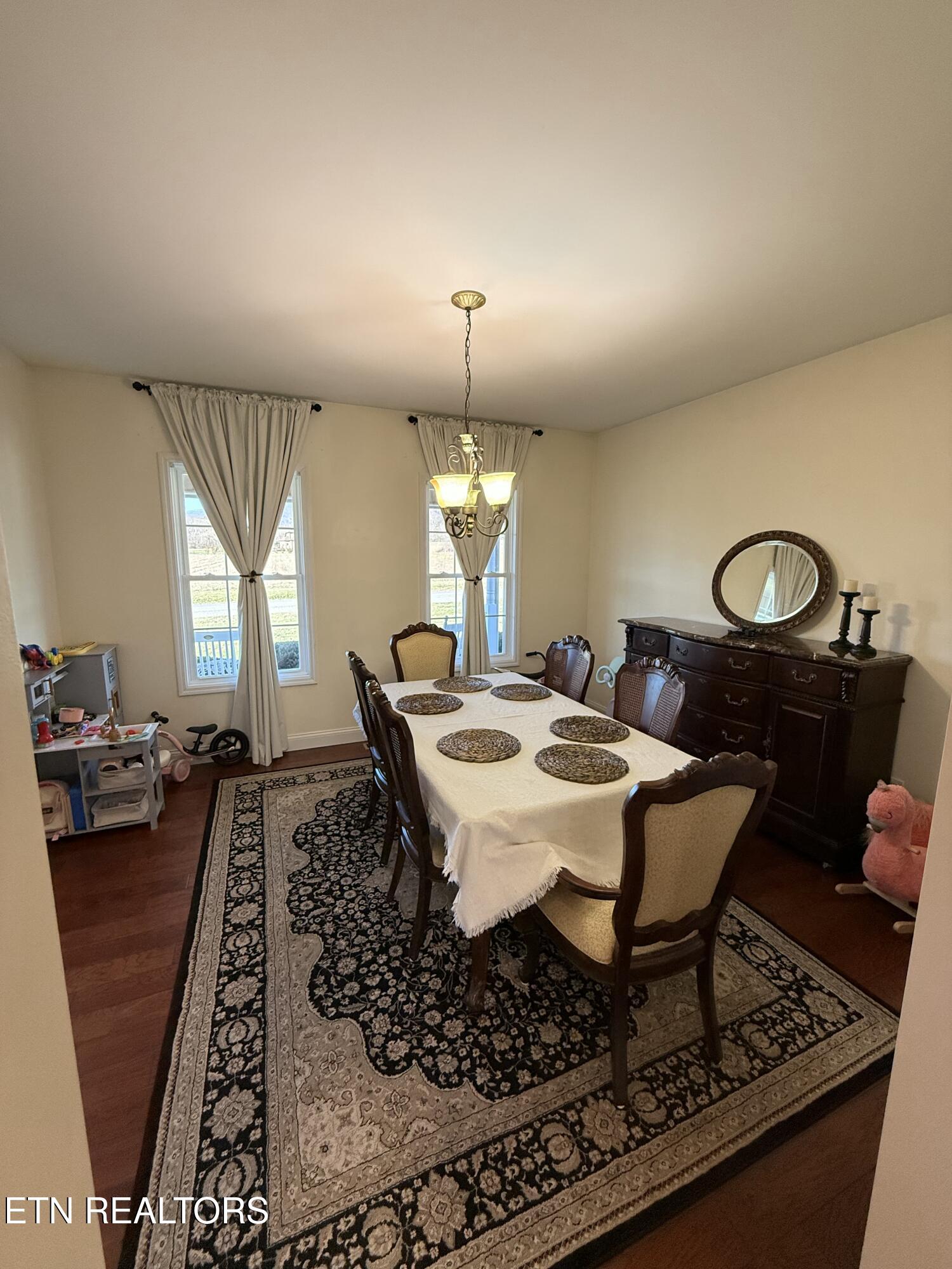 104 Dove Lane Speedwell TN 37870
