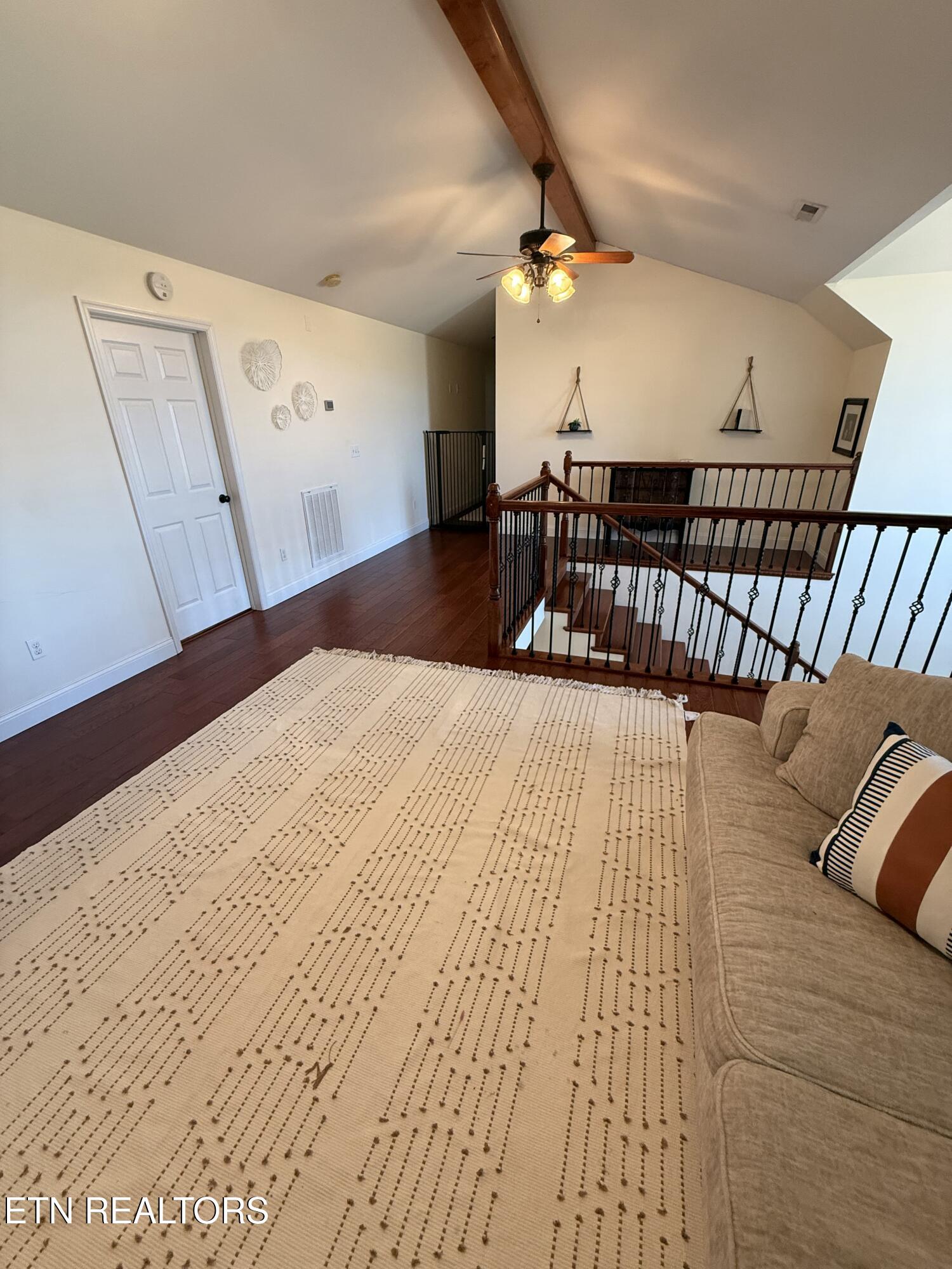 104 Dove Lane Speedwell TN 37870