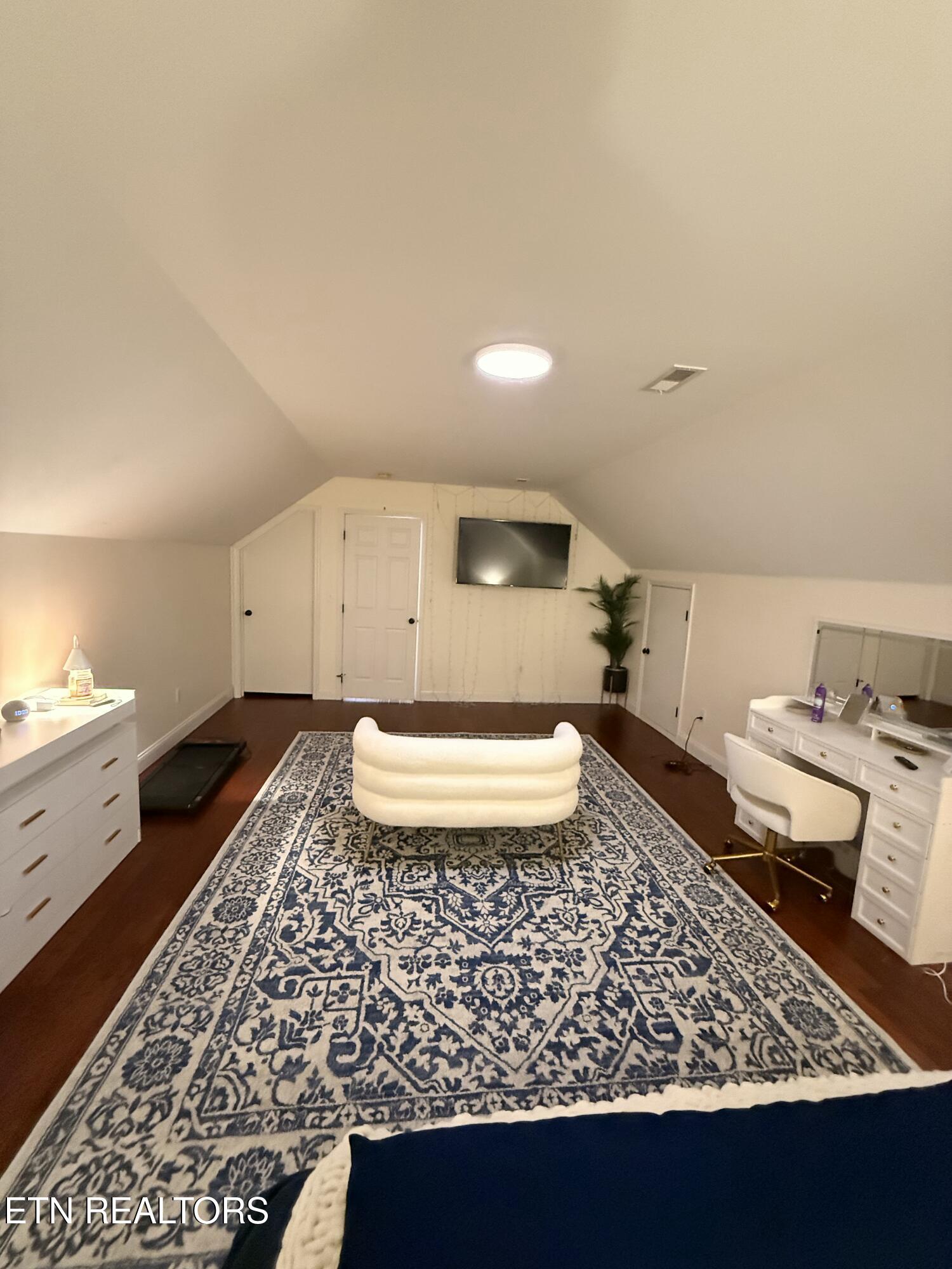 104 Dove Lane Speedwell TN 37870