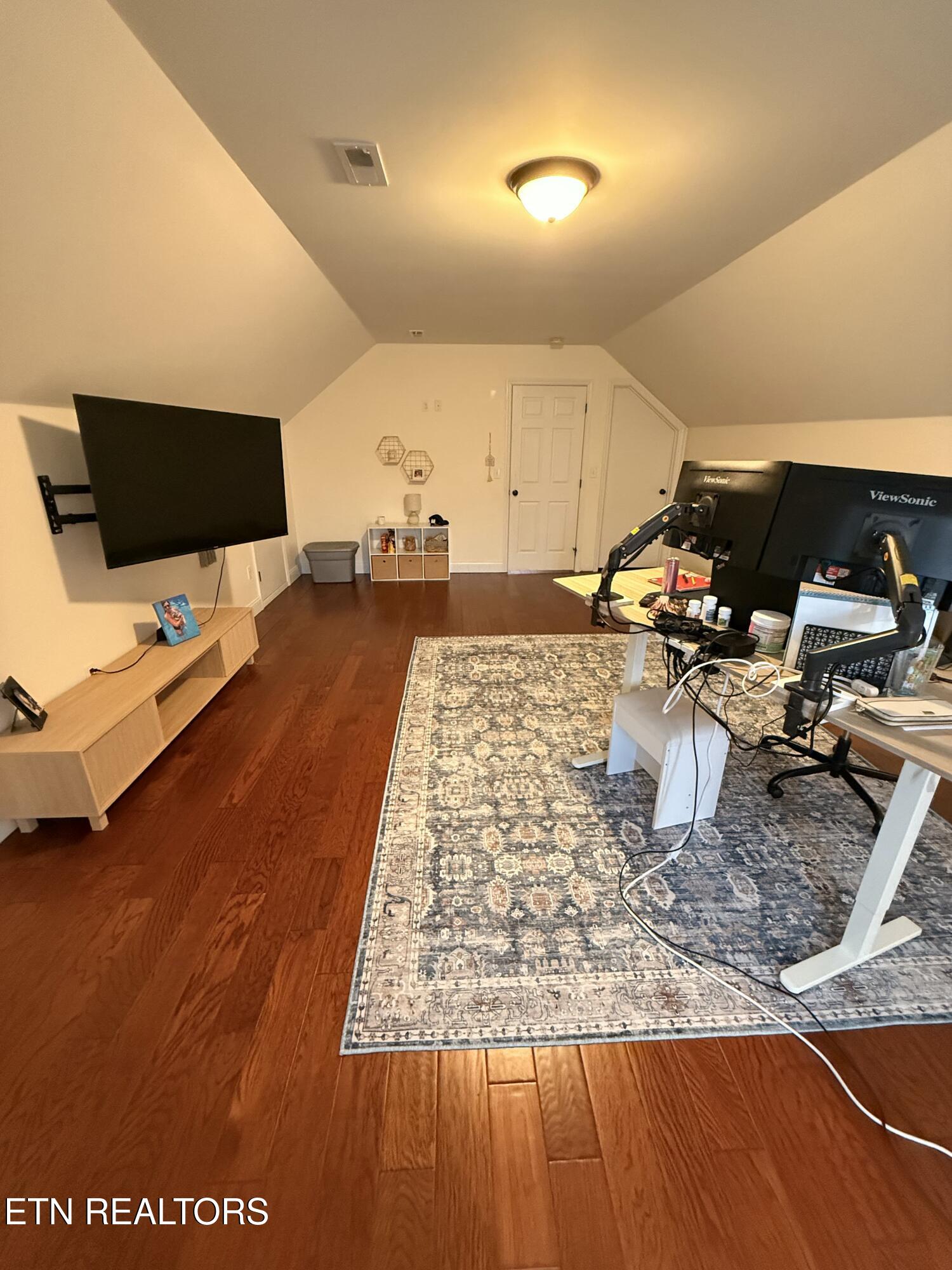 104 Dove Lane Speedwell TN 37870