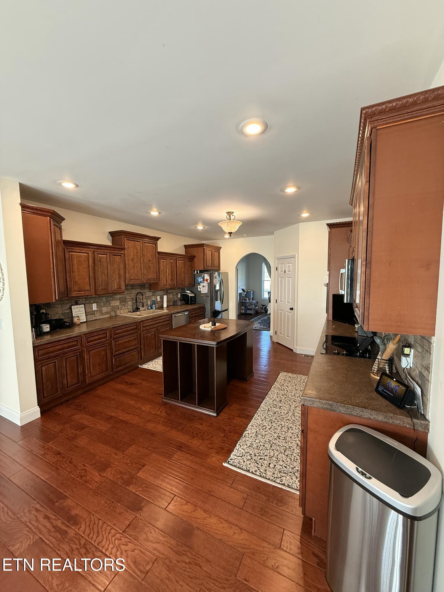 104 Dove Lane Speedwell TN 37870
