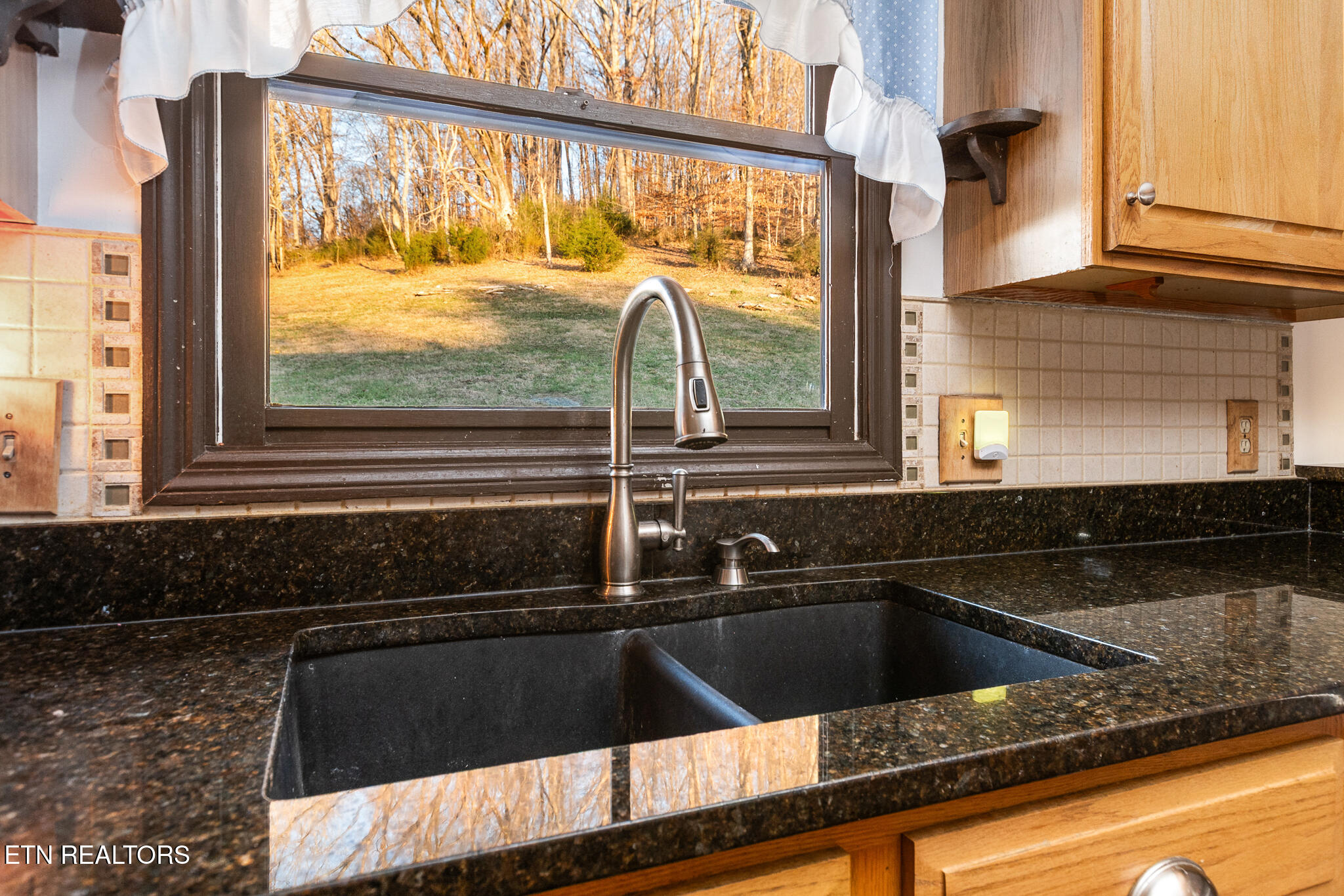 227 Lone Ridge Lane Clinton TN 37716
