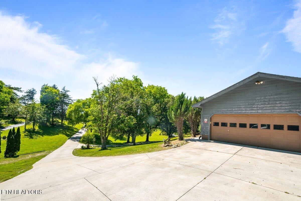 227 Lone Ridge Lane Clinton TN 37716