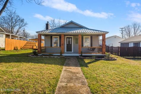 811 Monroe Street Sweetwater TN 37874