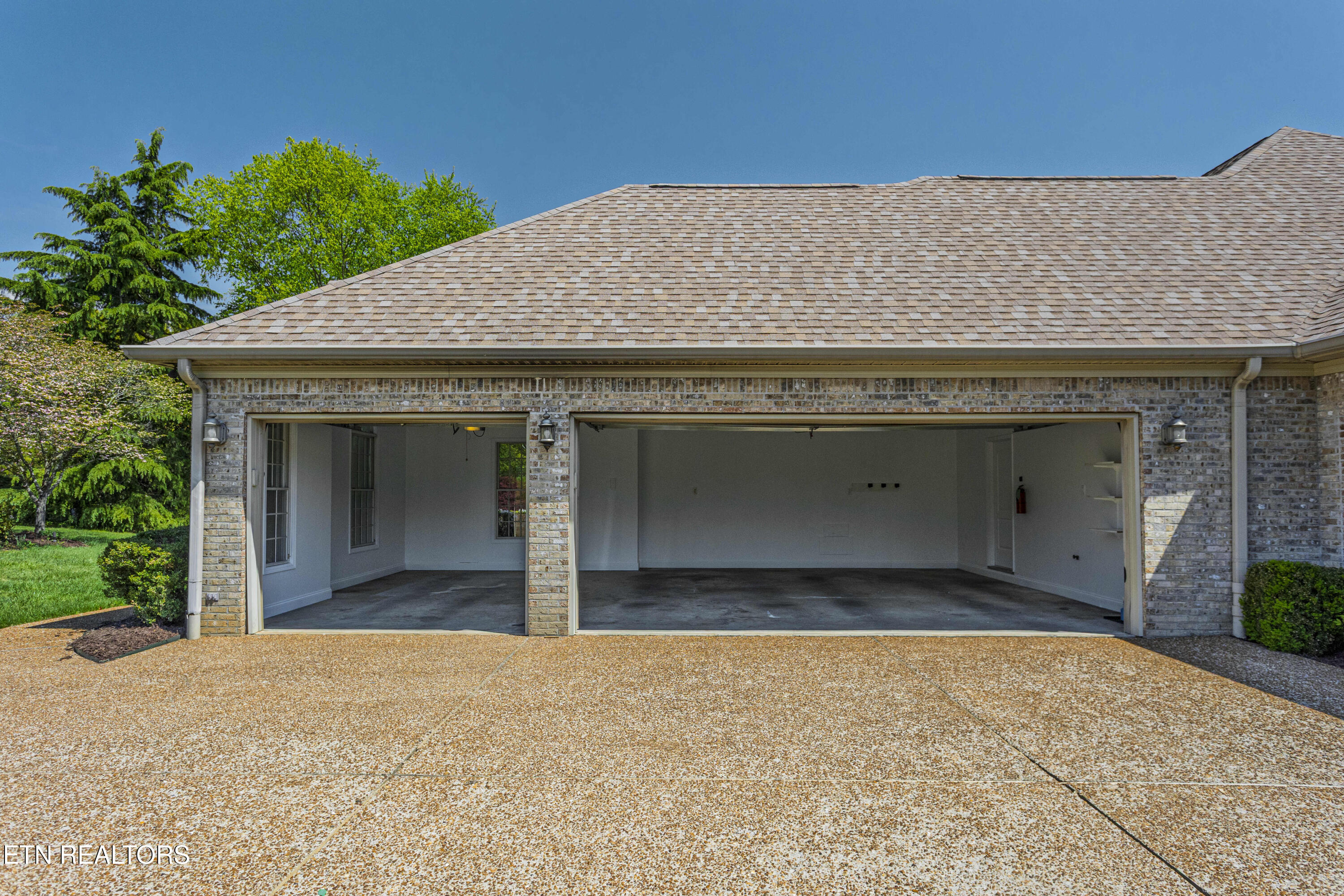 205 June Lane Spring City TN 37381