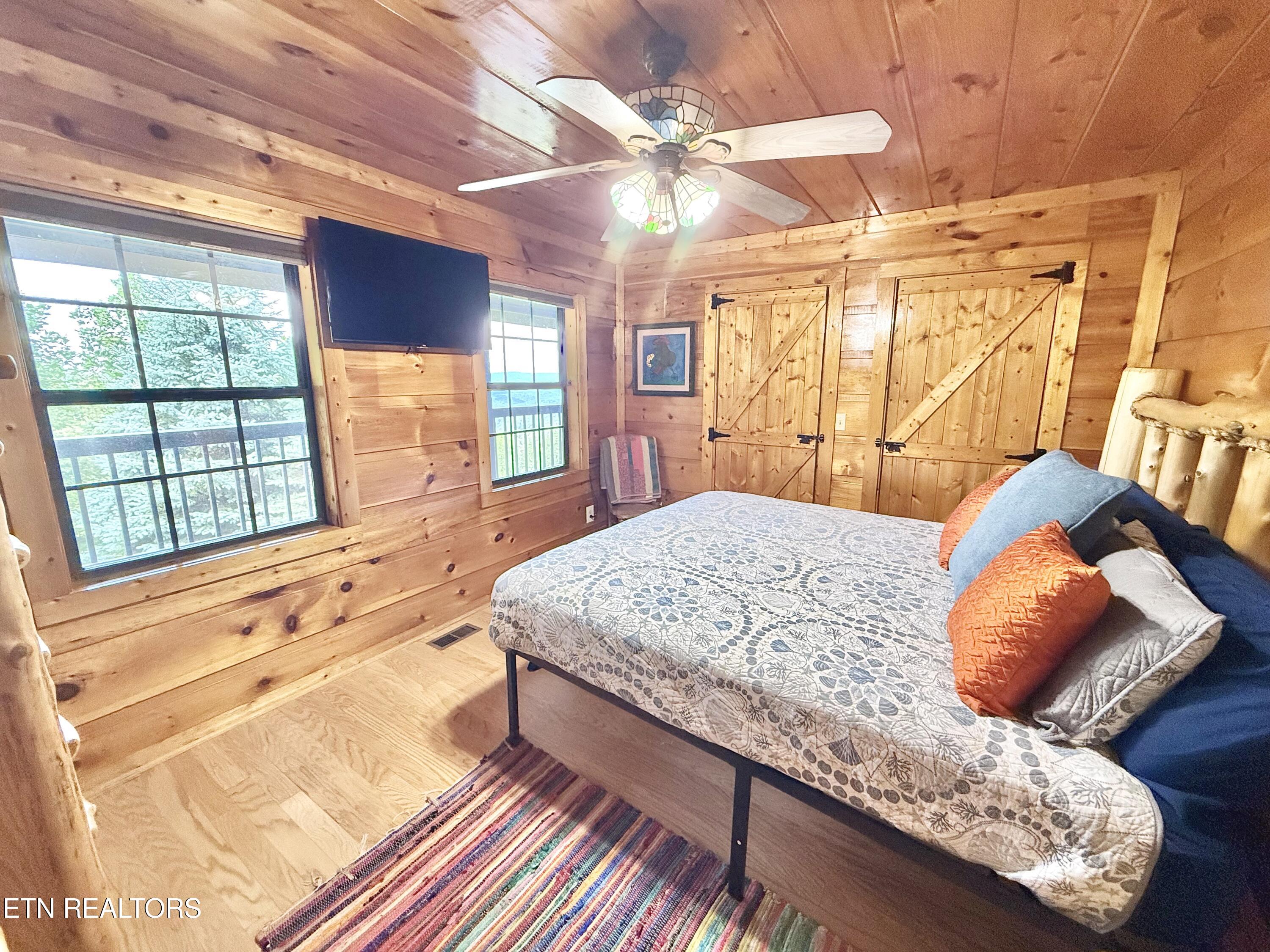 2909 Overholt Trail Pigeon Forge TN 37862