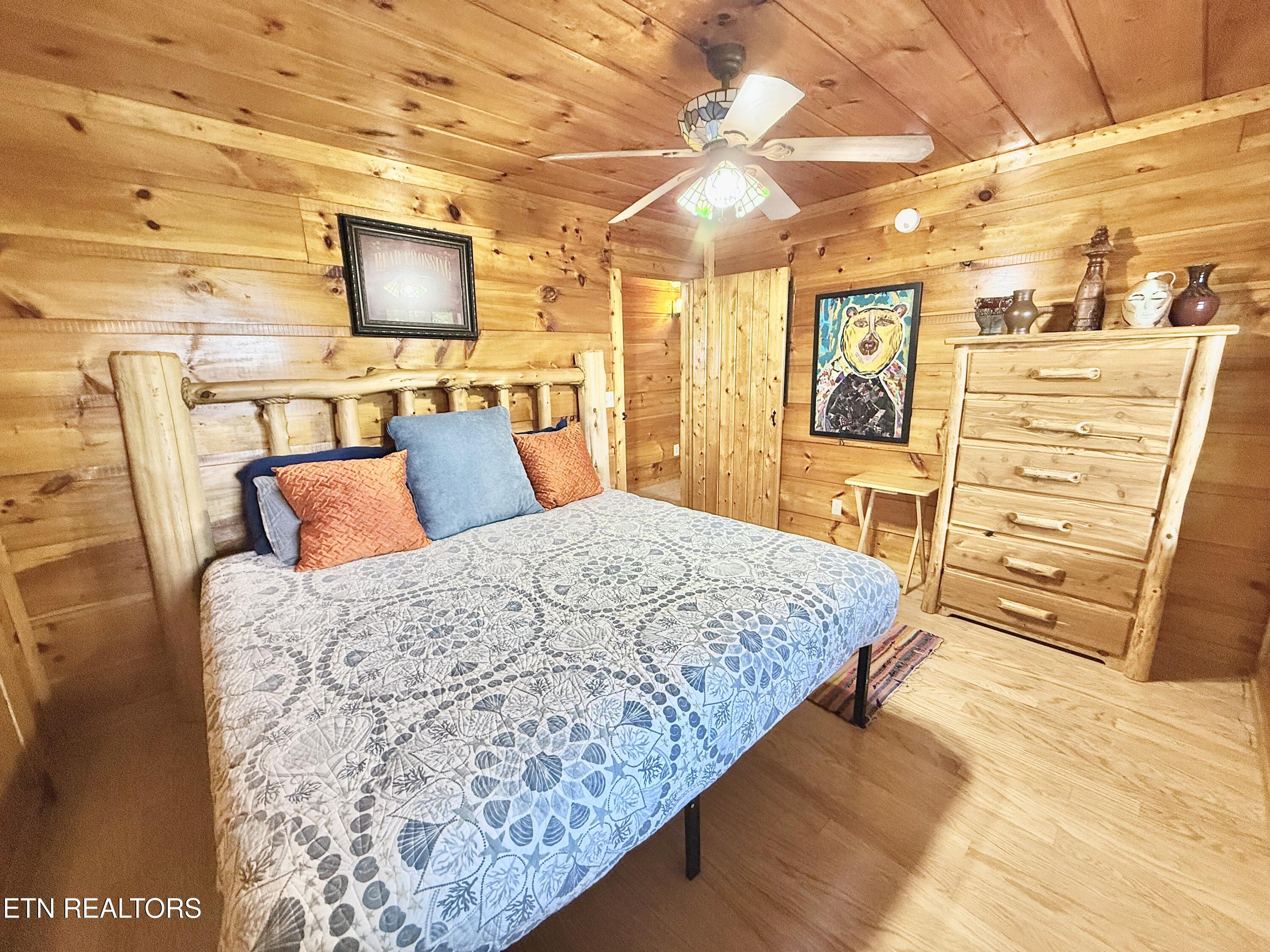 2909 Overholt Trail Pigeon Forge TN 37862