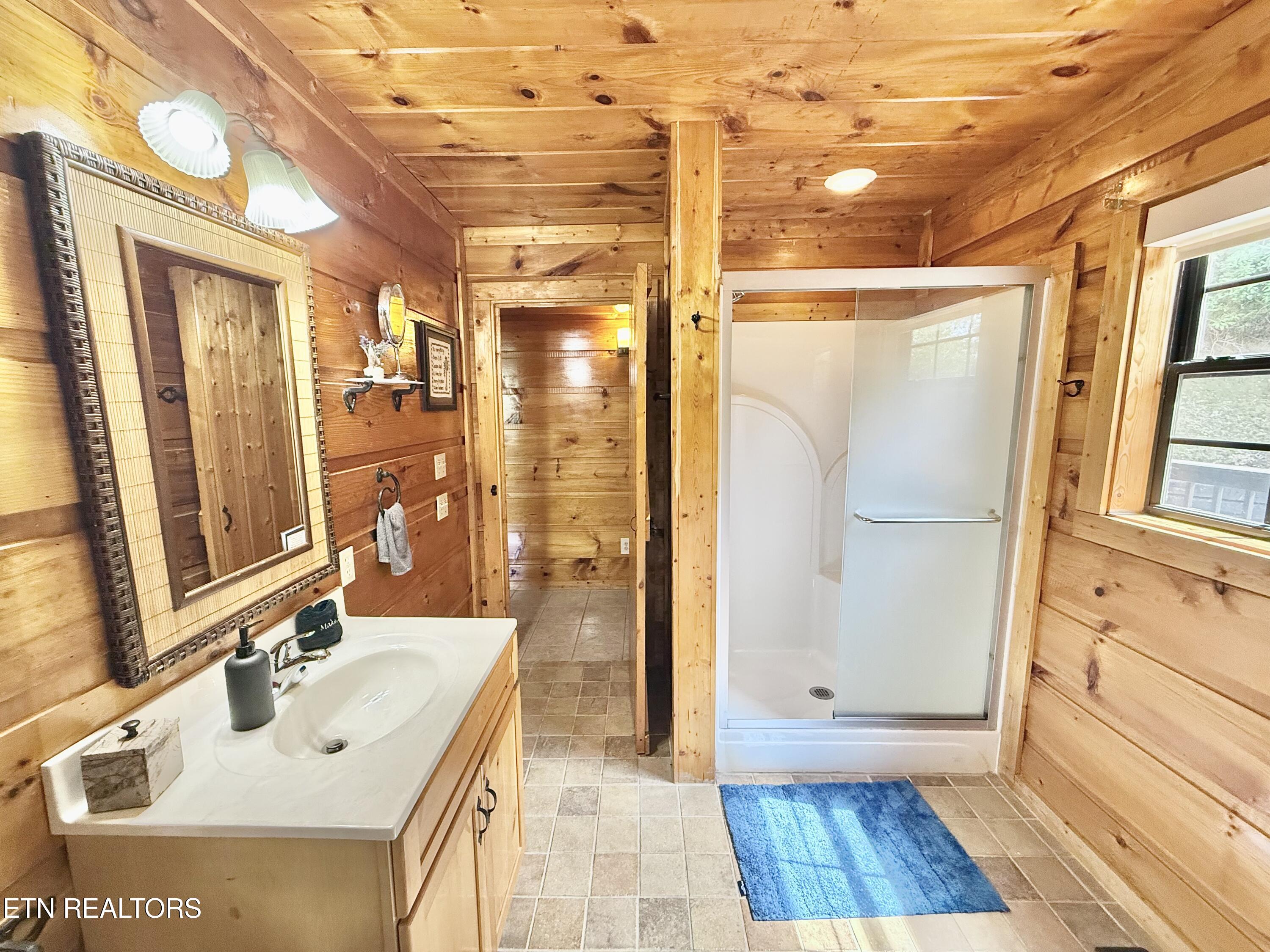 2909 Overholt Trail Pigeon Forge TN 37862