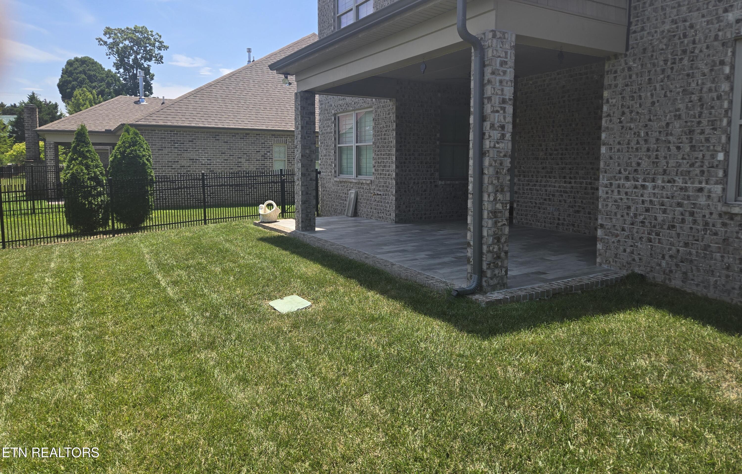 433 Chimney Rock Drive Lenoir City TN 37771