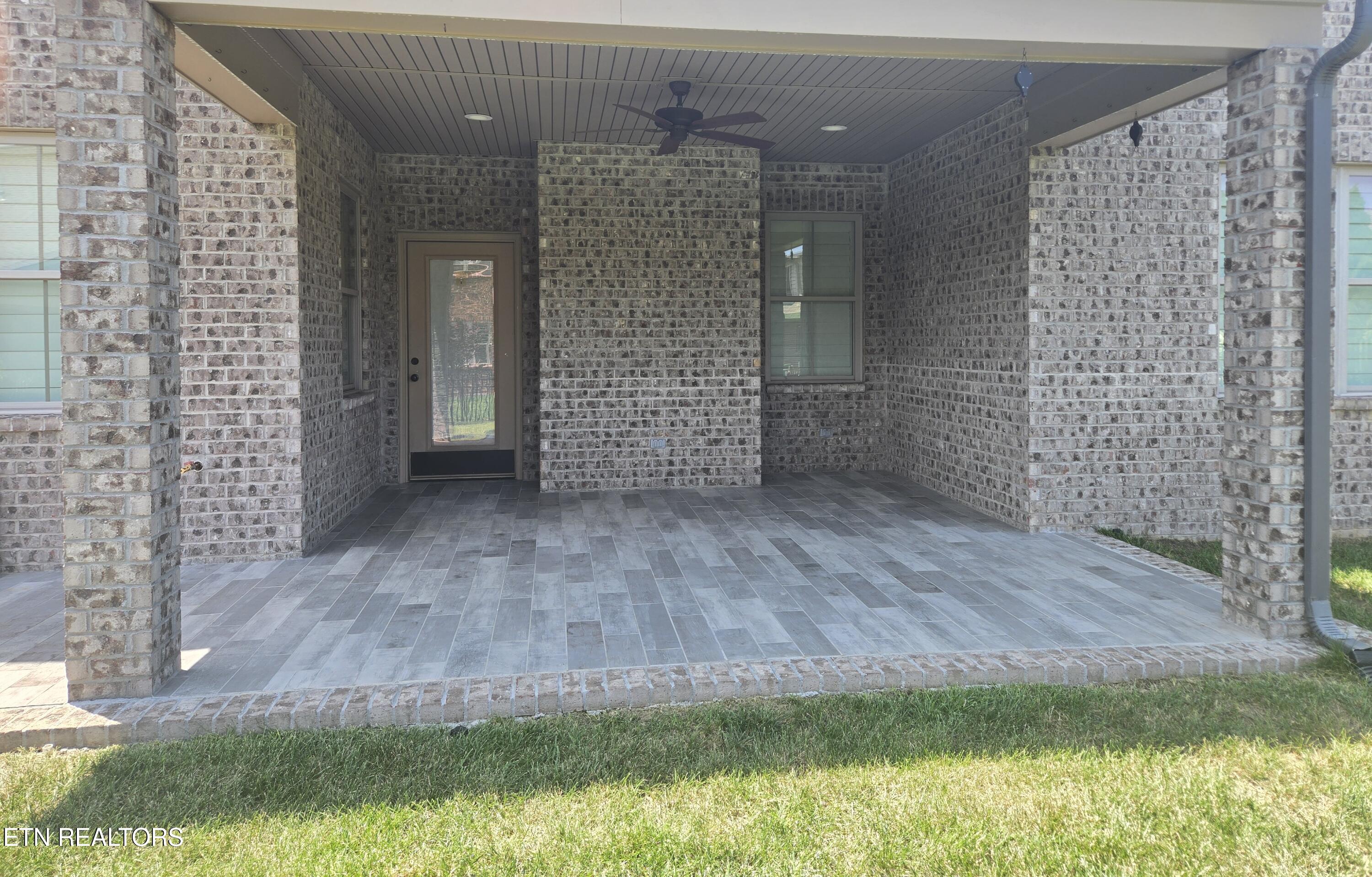 433 Chimney Rock Drive Lenoir City TN 37771
