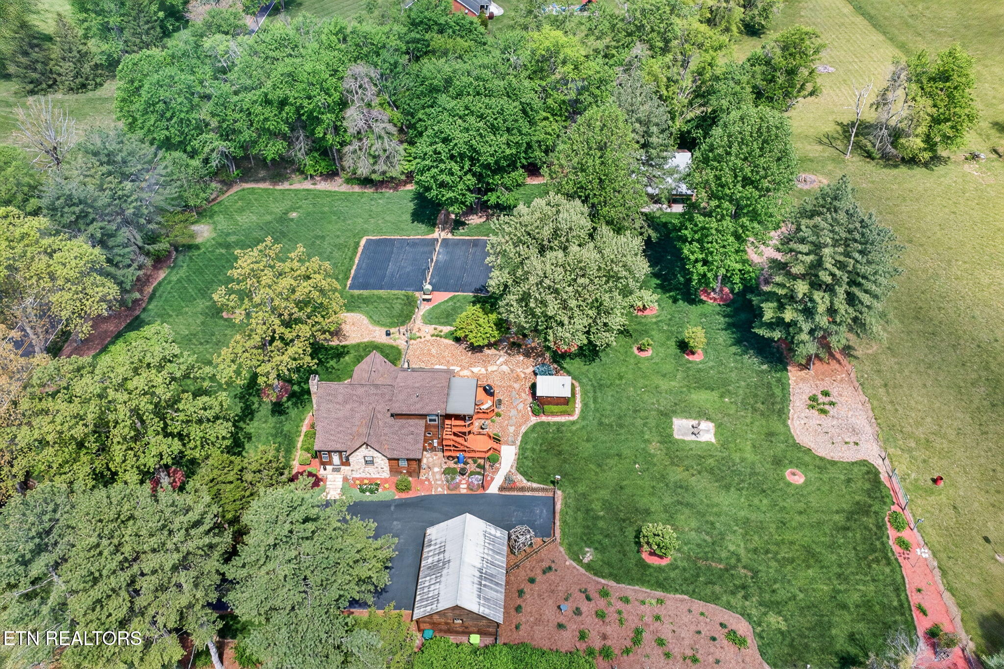 527 Open Range Road Crossville TN 38555