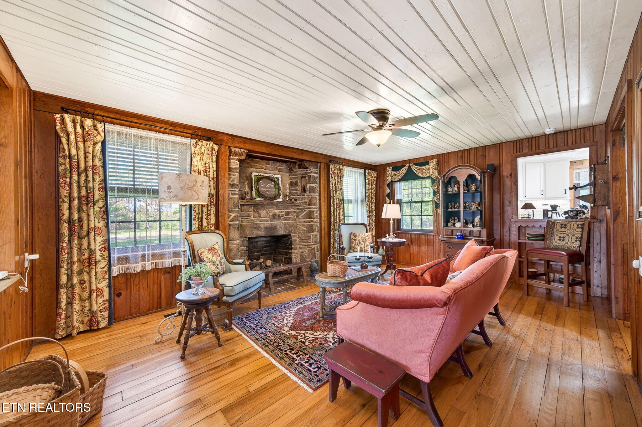 527 Open Range Road Crossville TN 38555