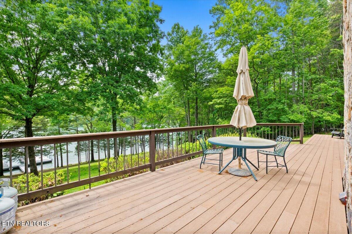 444 Chapman Village Drive Lafollette TN 37766
