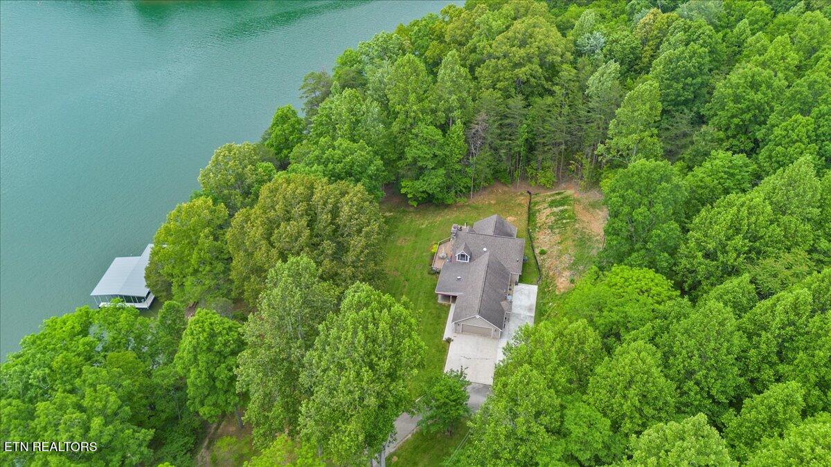 444 Chapman Village Drive Lafollette TN 37766