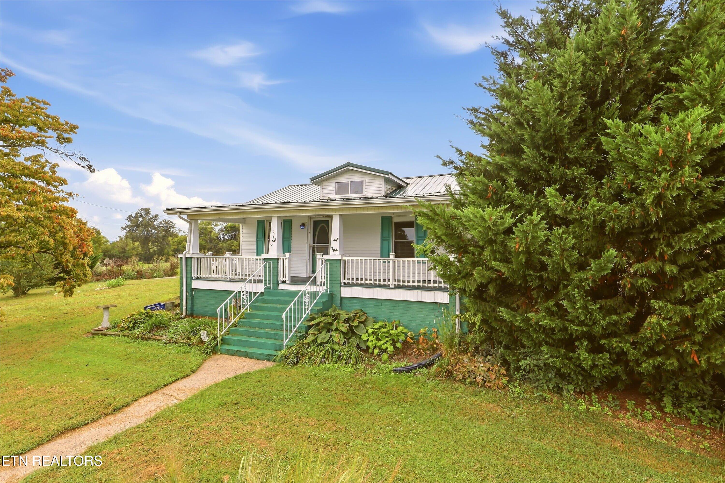 105 Peach Orchard Road Clinton TN 37716