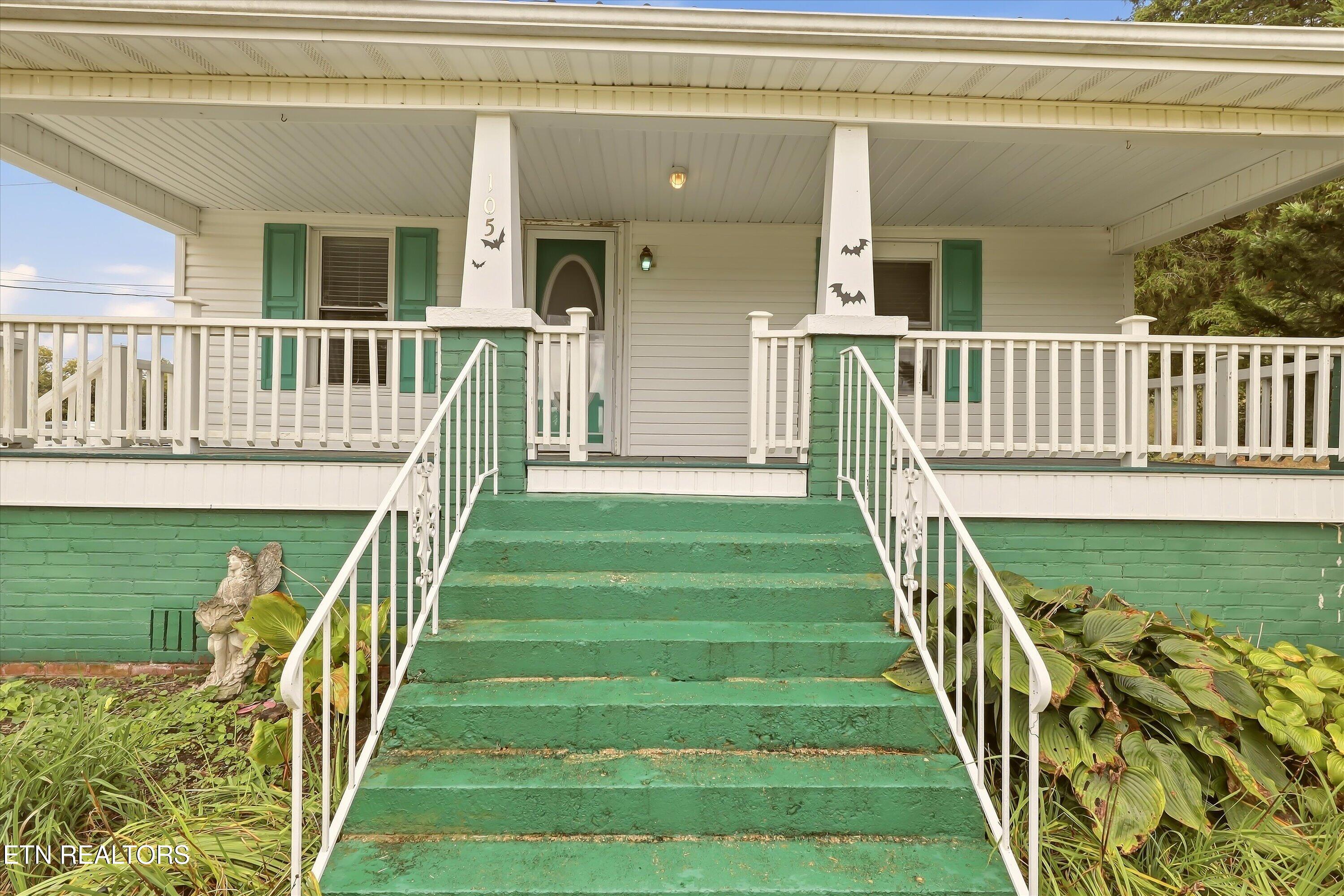 105 Peach Orchard Road Clinton TN 37716
