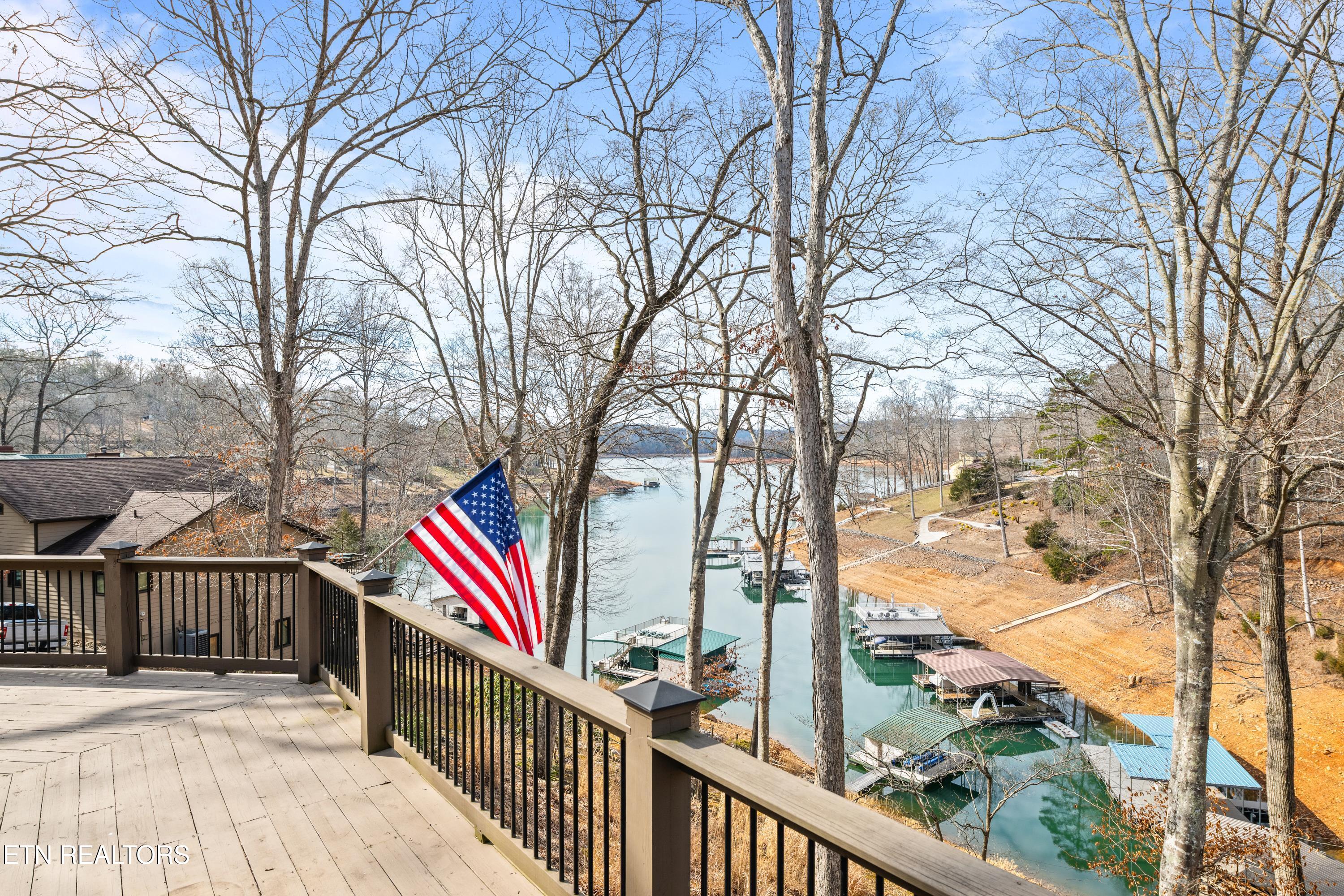 639 Deerwood Lane Lafollette TN 37766