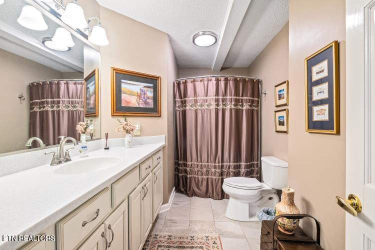 639 Deerwood Lane Lafollette TN 37766