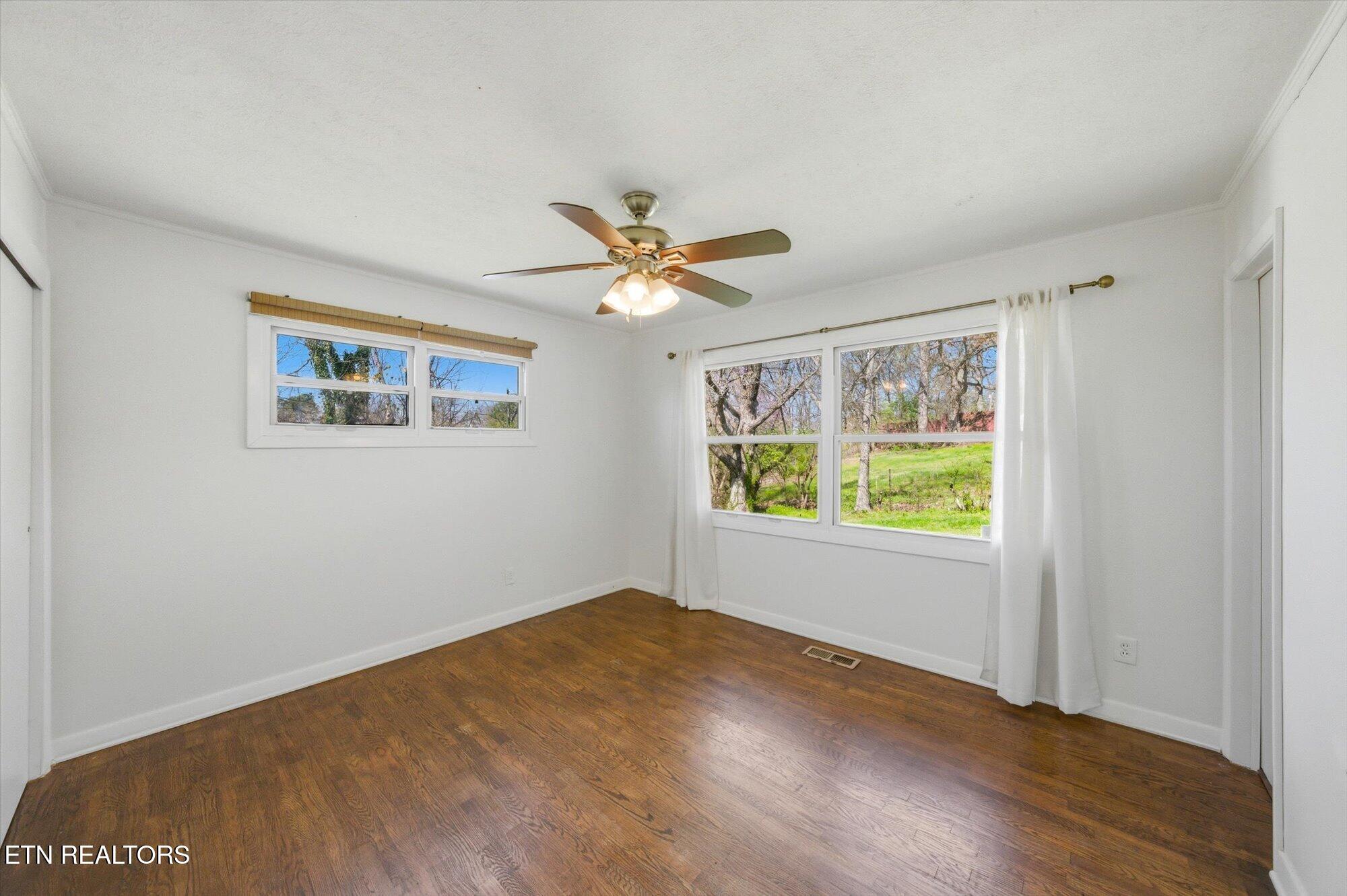 2807 Thomas Drive Maryville TN 37804
