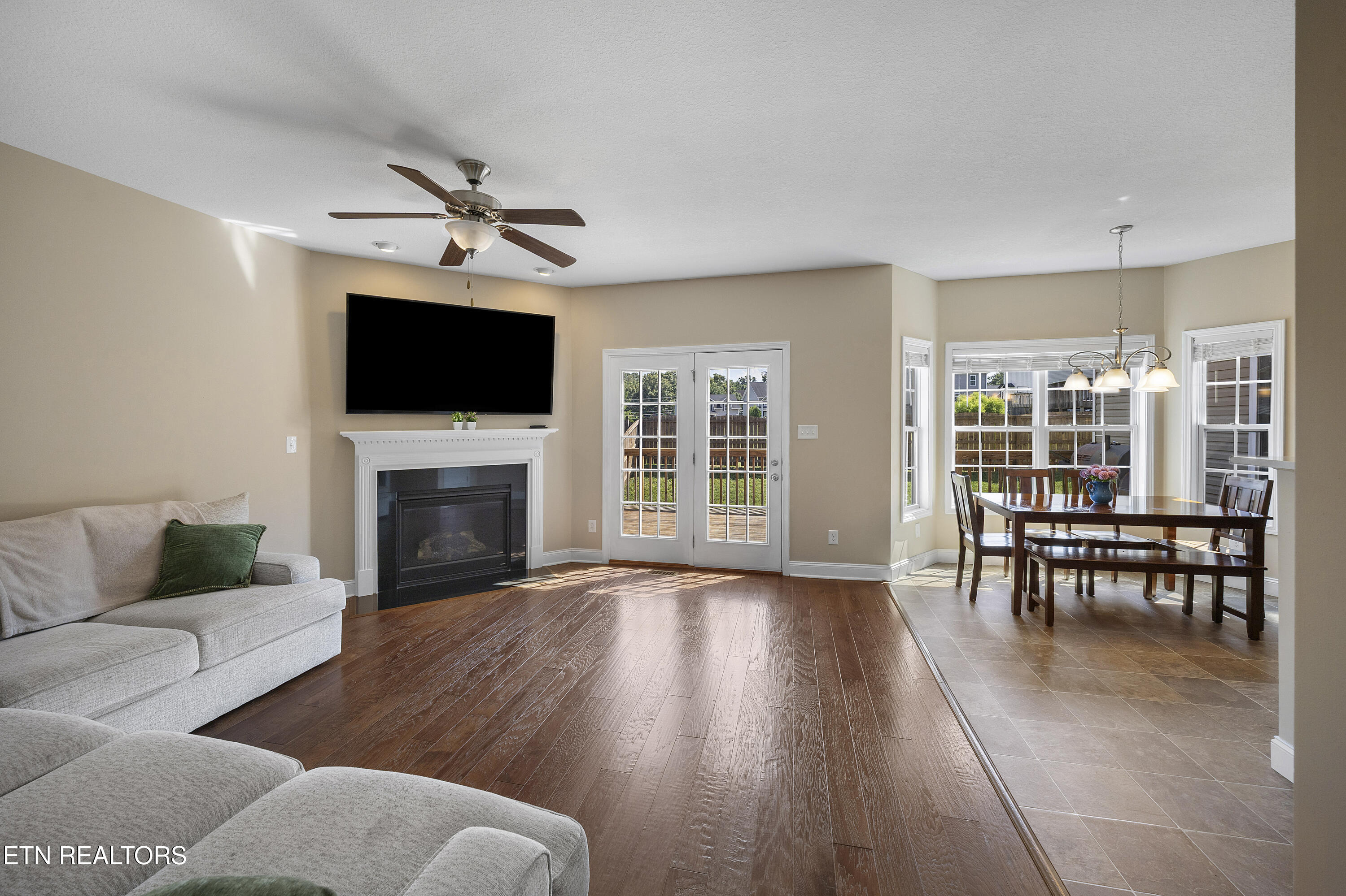 7029 Banyon Wood Lane Knoxville TN 37920