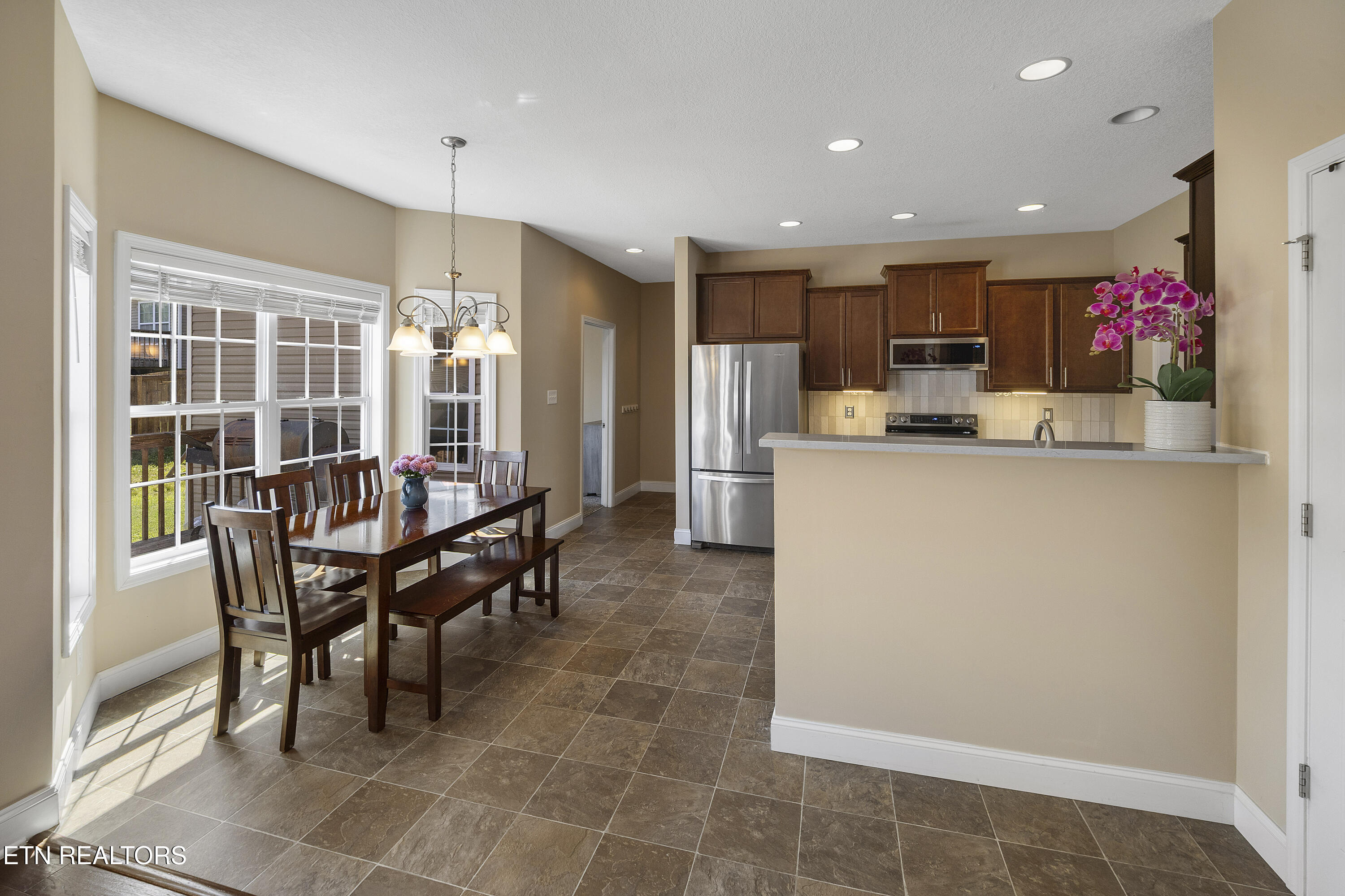 7029 Banyon Wood Lane Knoxville TN 37920