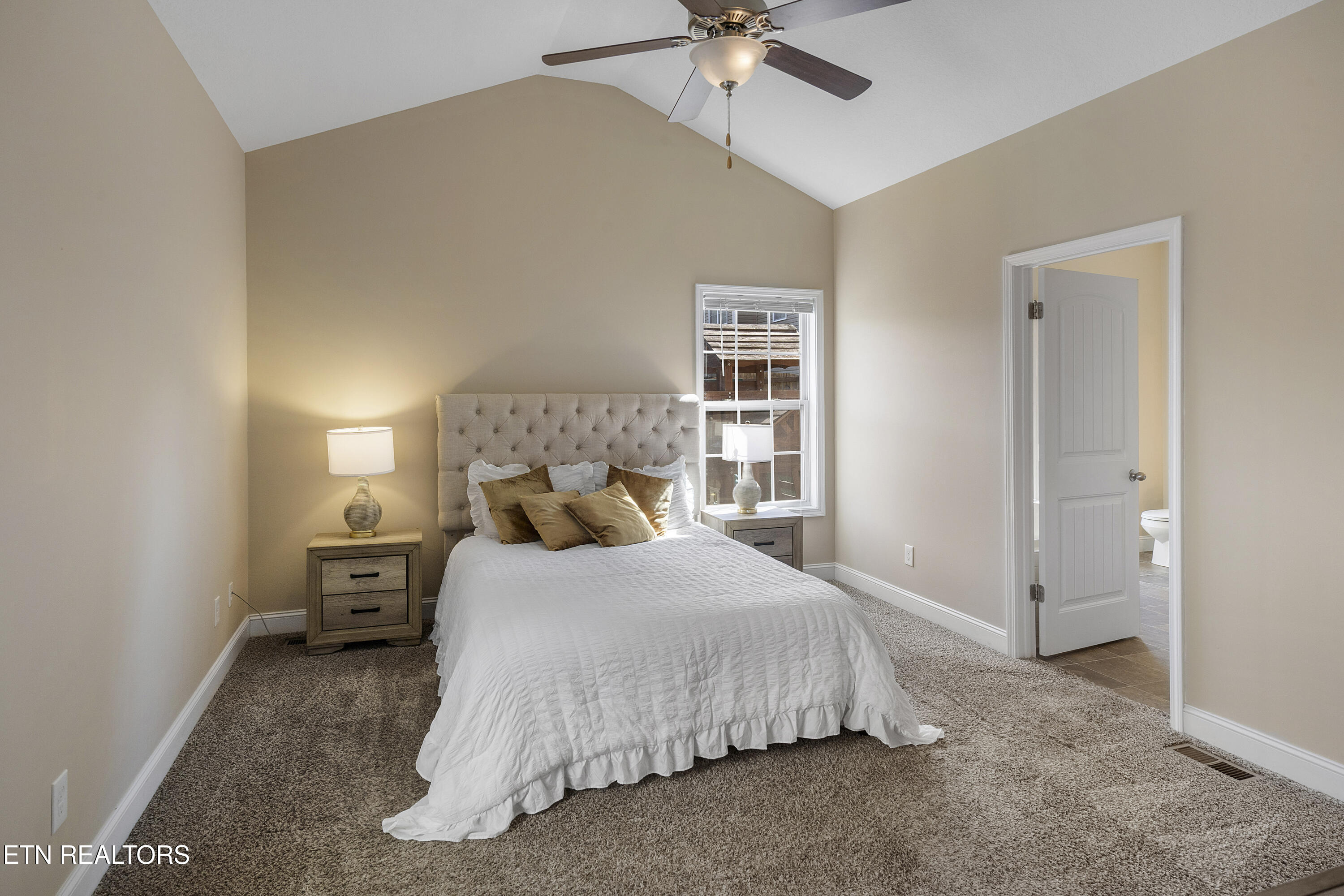 7029 Banyon Wood Lane Knoxville TN 37920
