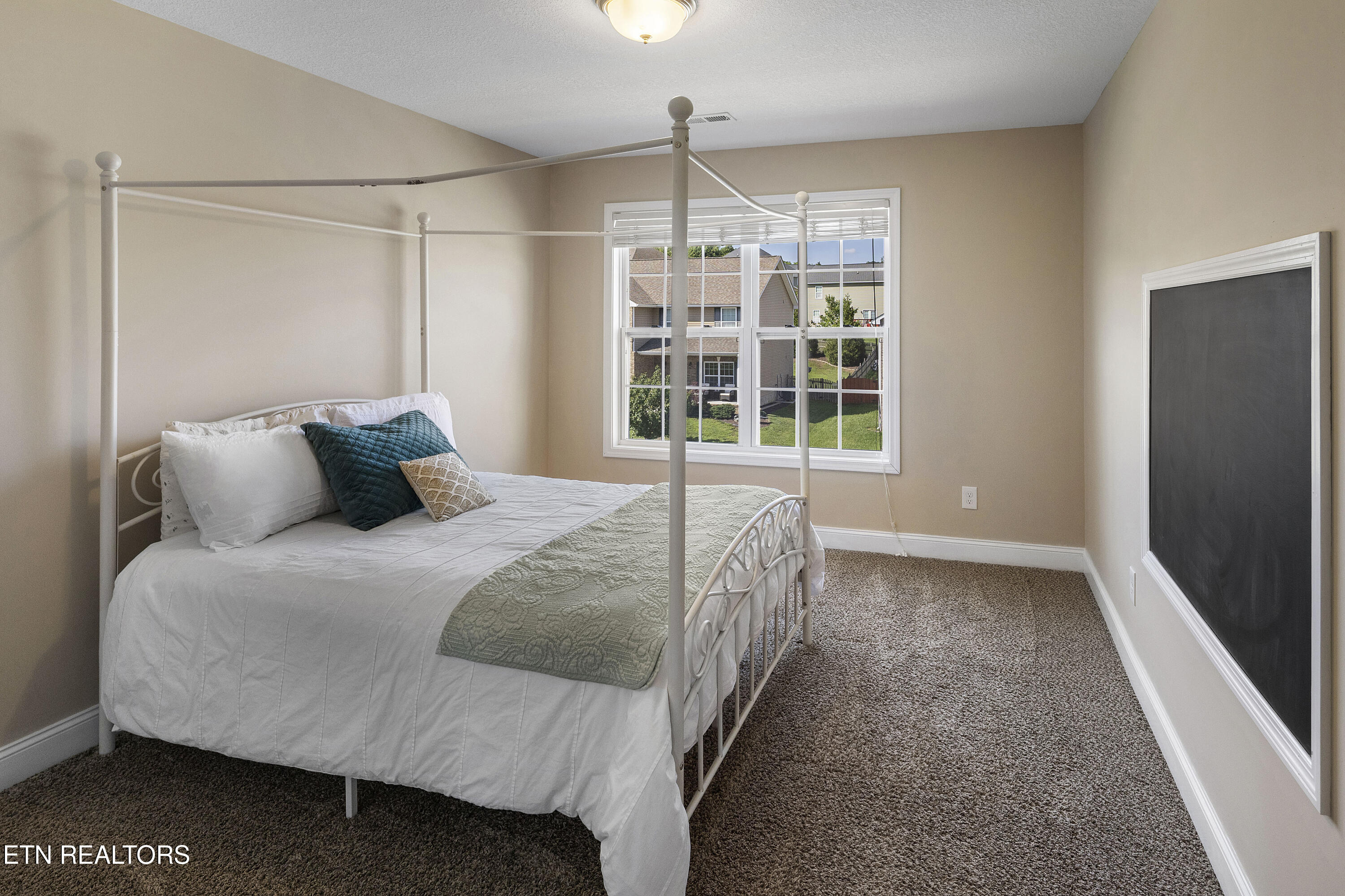 7029 Banyon Wood Lane Knoxville TN 37920