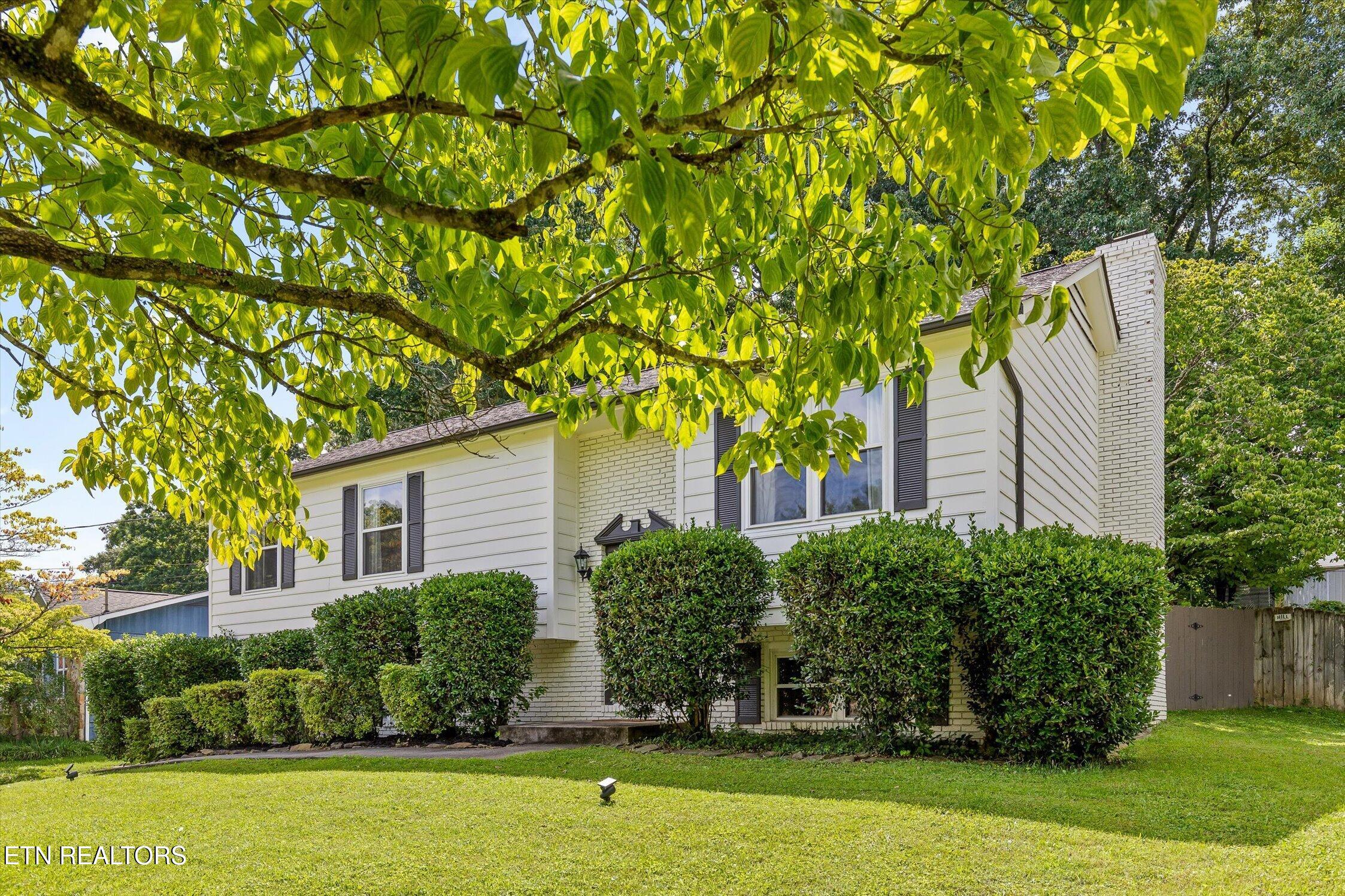 5974 Westmere Drive Knoxville TN 37909