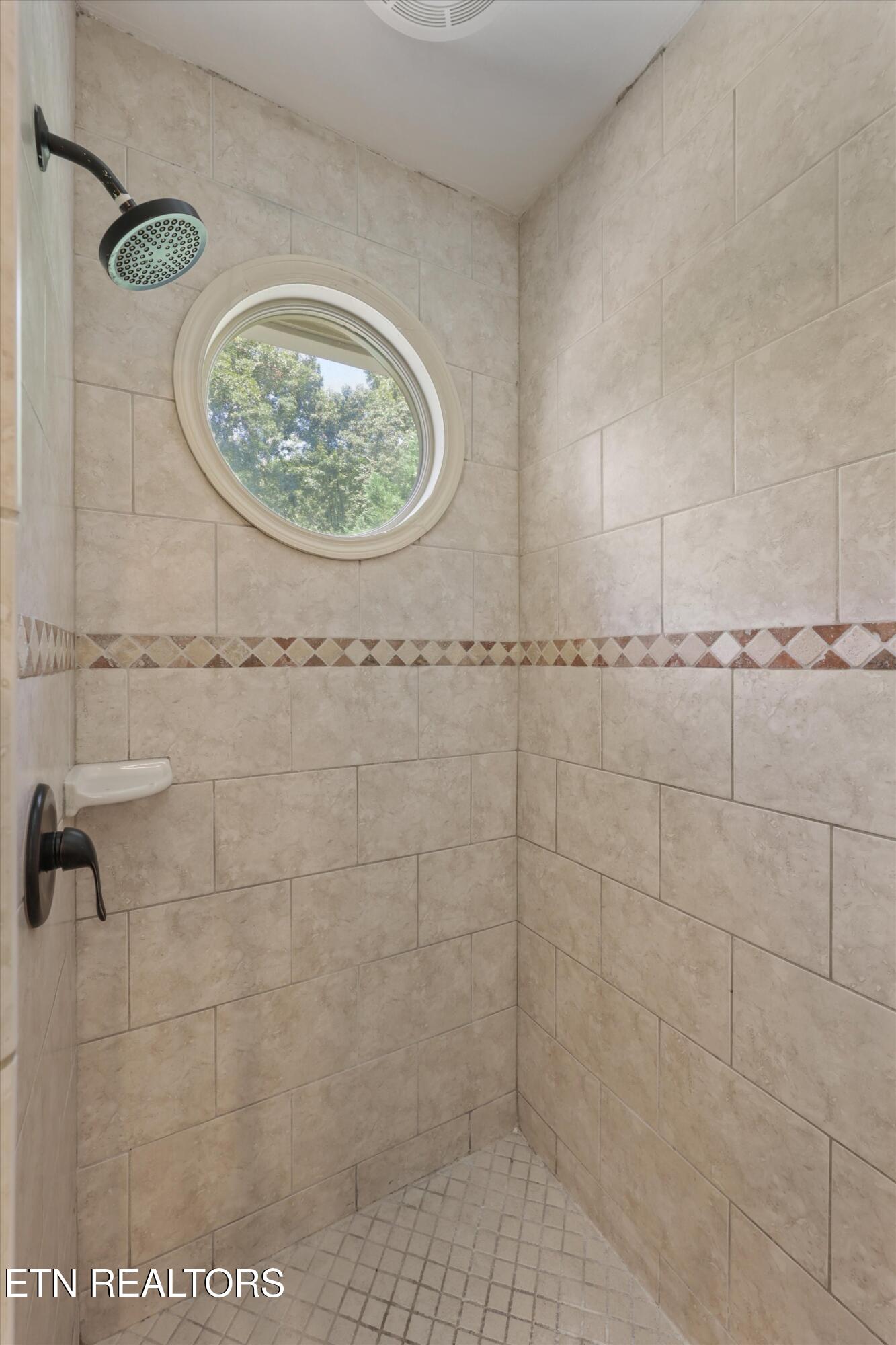 619 Vancurry Lane Knoxville TN 37934